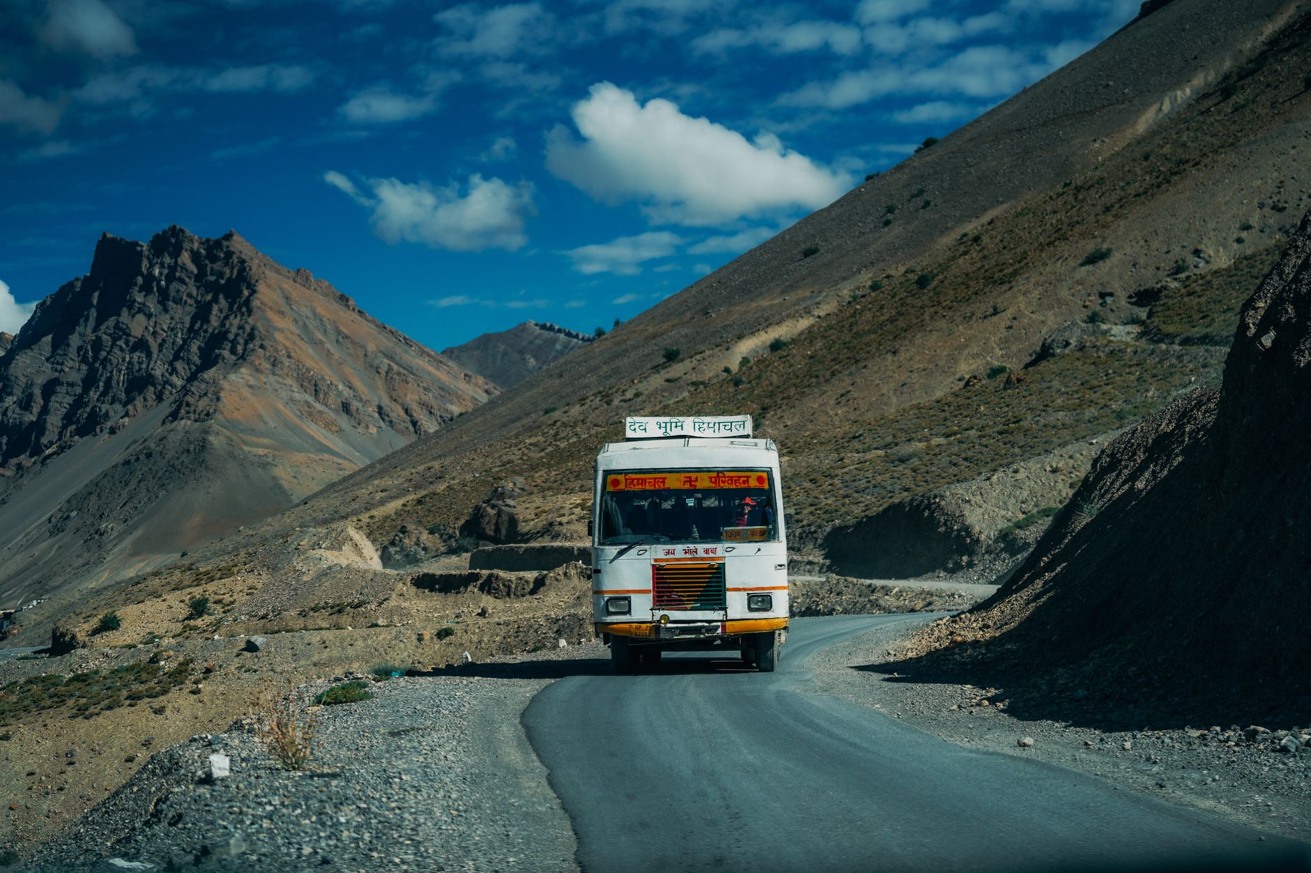 Featured image for the article: 22 Faridabad tourists injured after bus falls into gorge near Mukteshwar