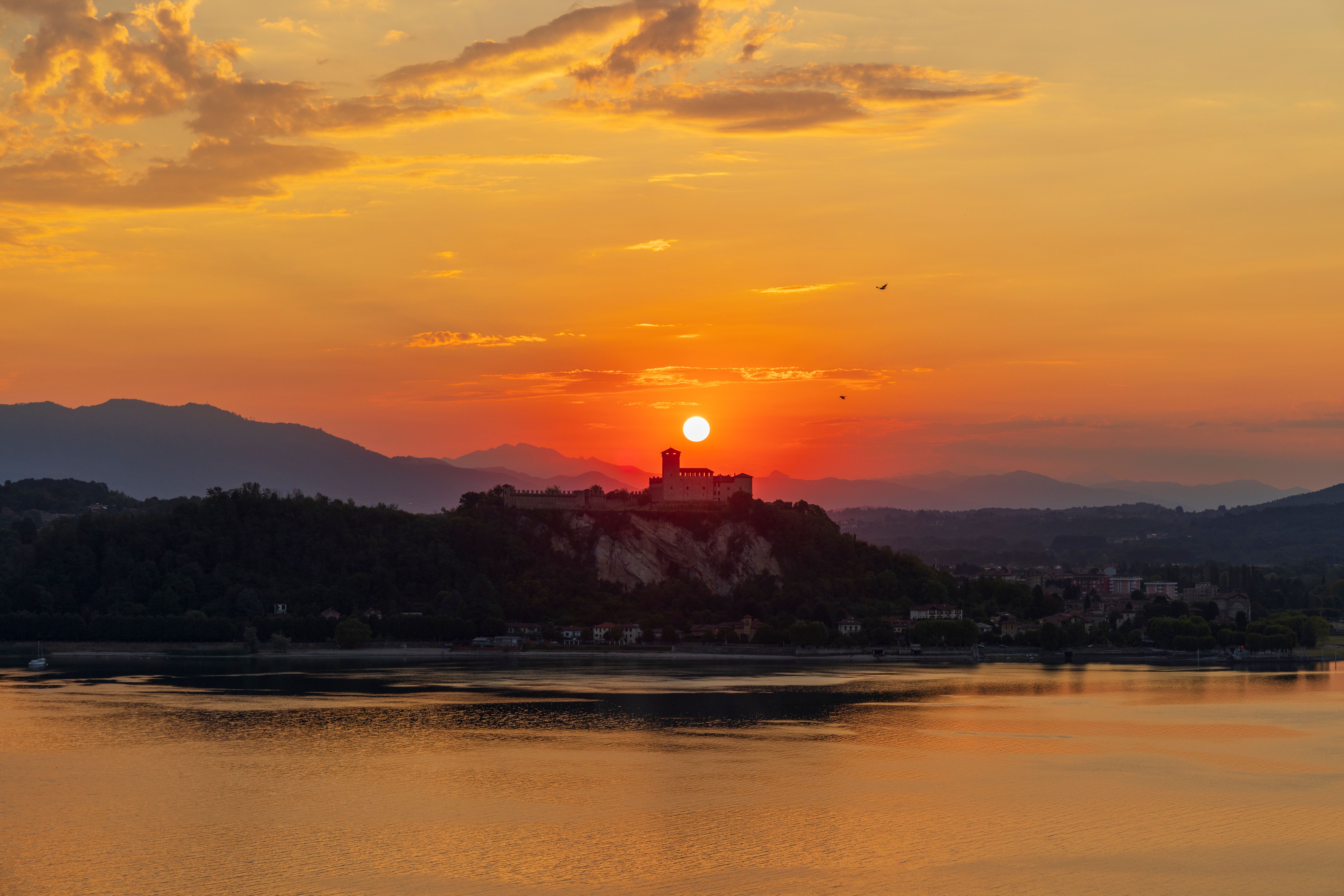 Forte di Fuentes Hilltop Ruins