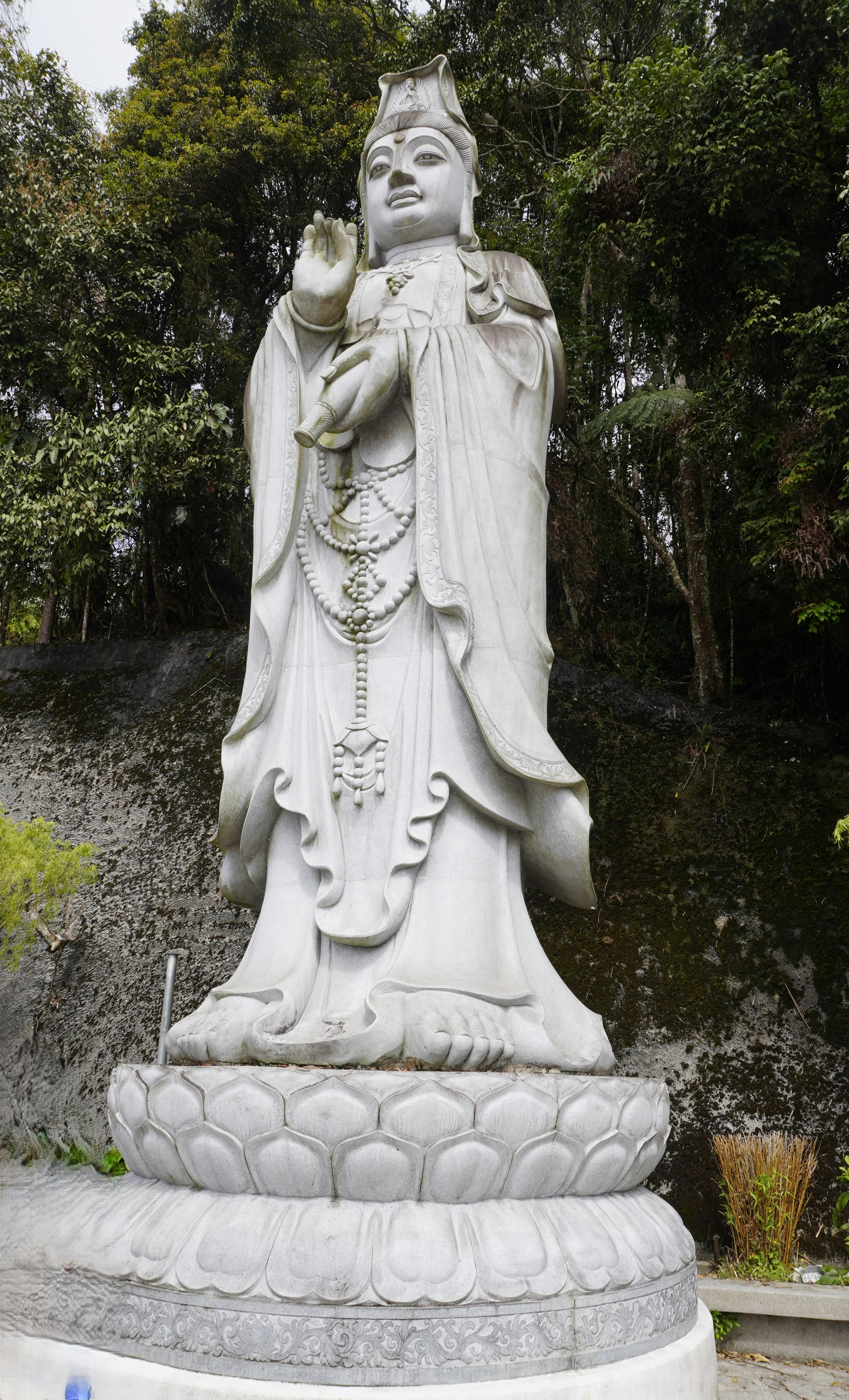 Buddhism In A Nutshell Narada Thera