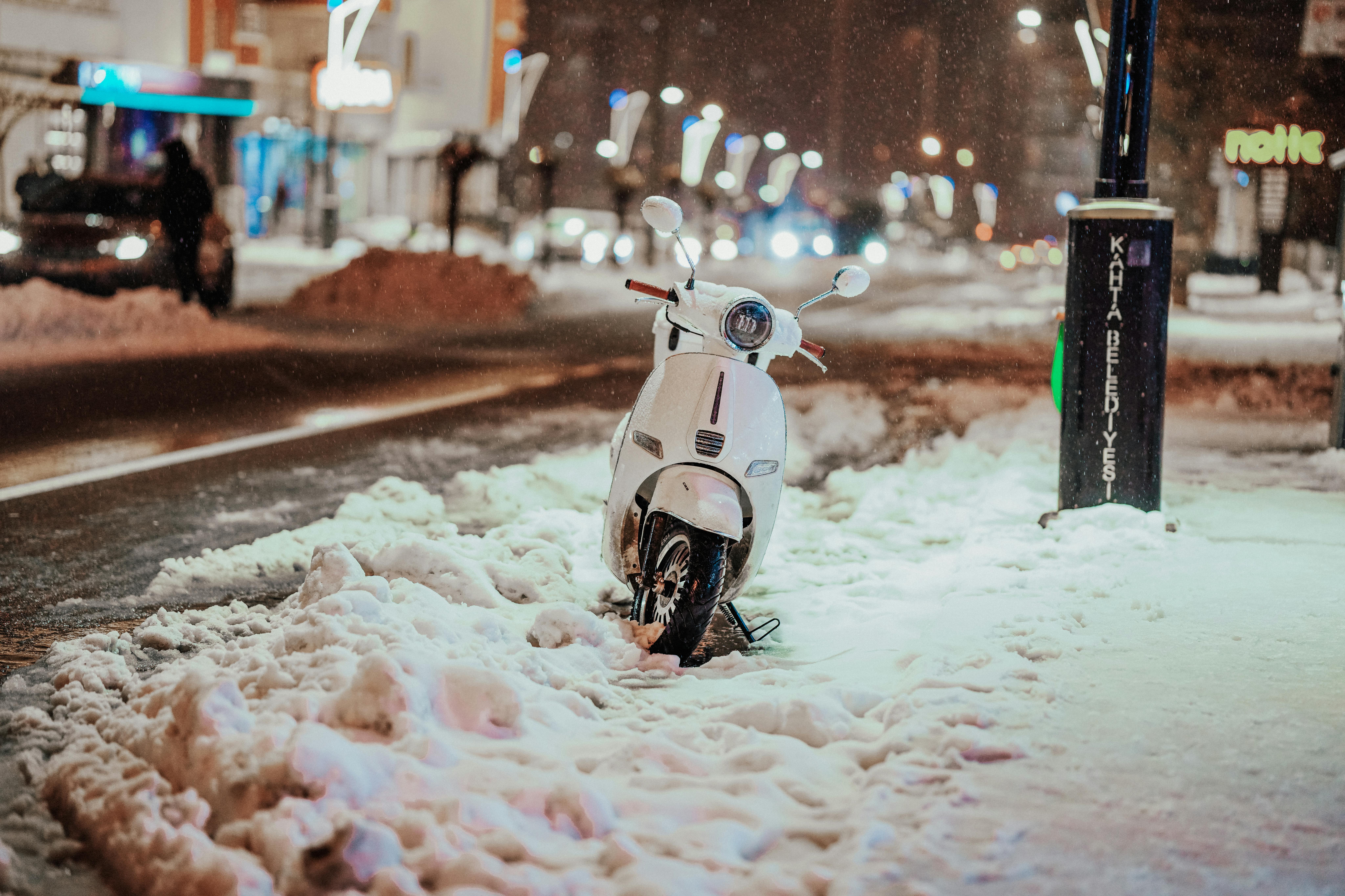There’s An Electric Scooter Gold Rush Happening In India — Photo by SERHAT  TUĞ on Pexels