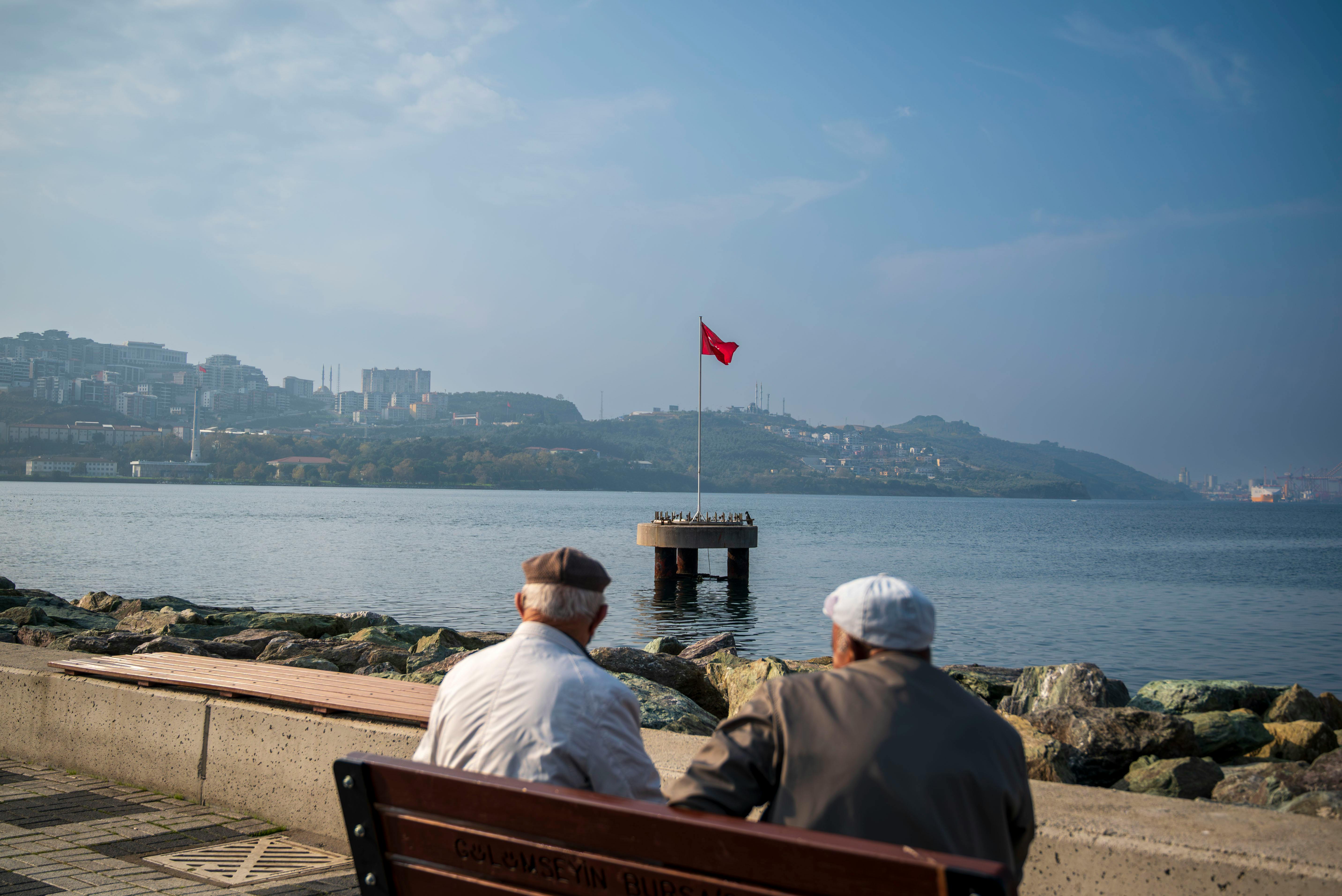 How psychologists can spot red flags in mental health apps — Photo by MEHMET KAYNAR on Pexels