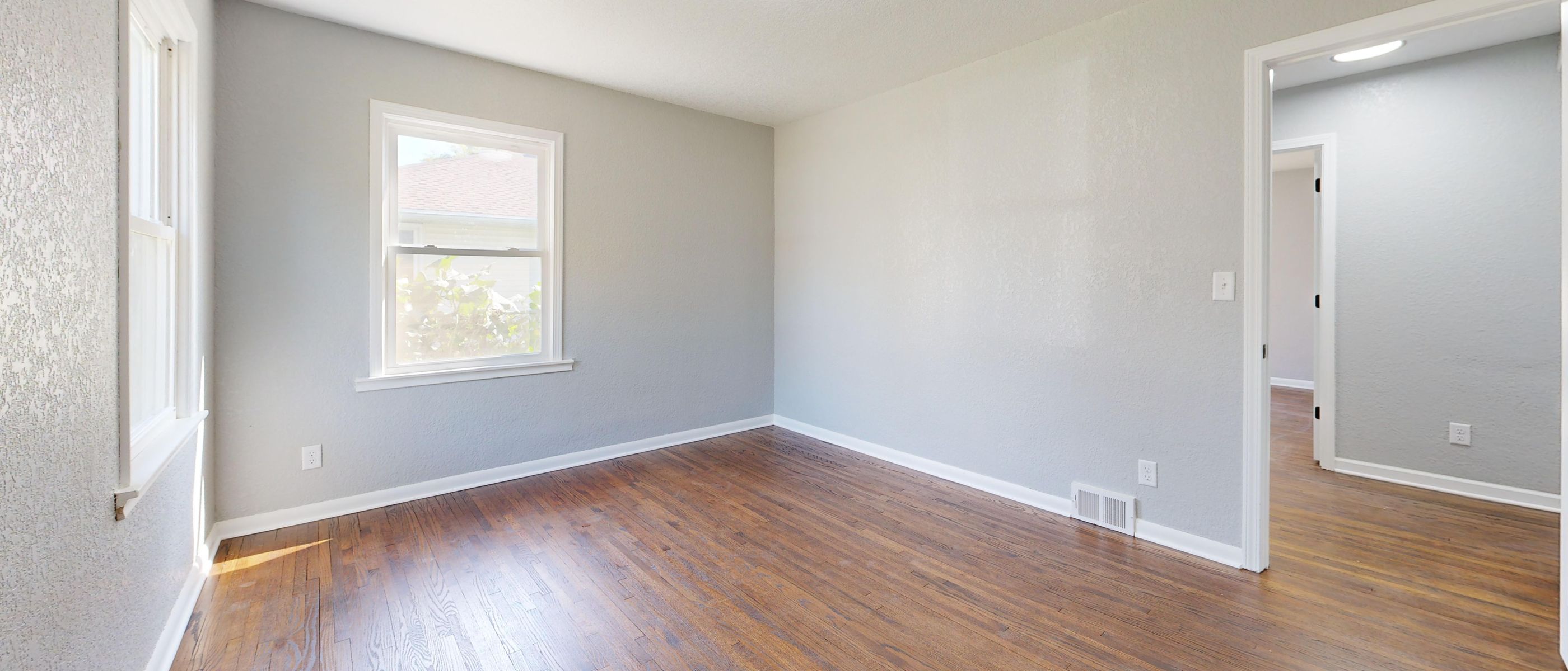 Painters and Decorators in Edgware — quality trade paint going on in two coats