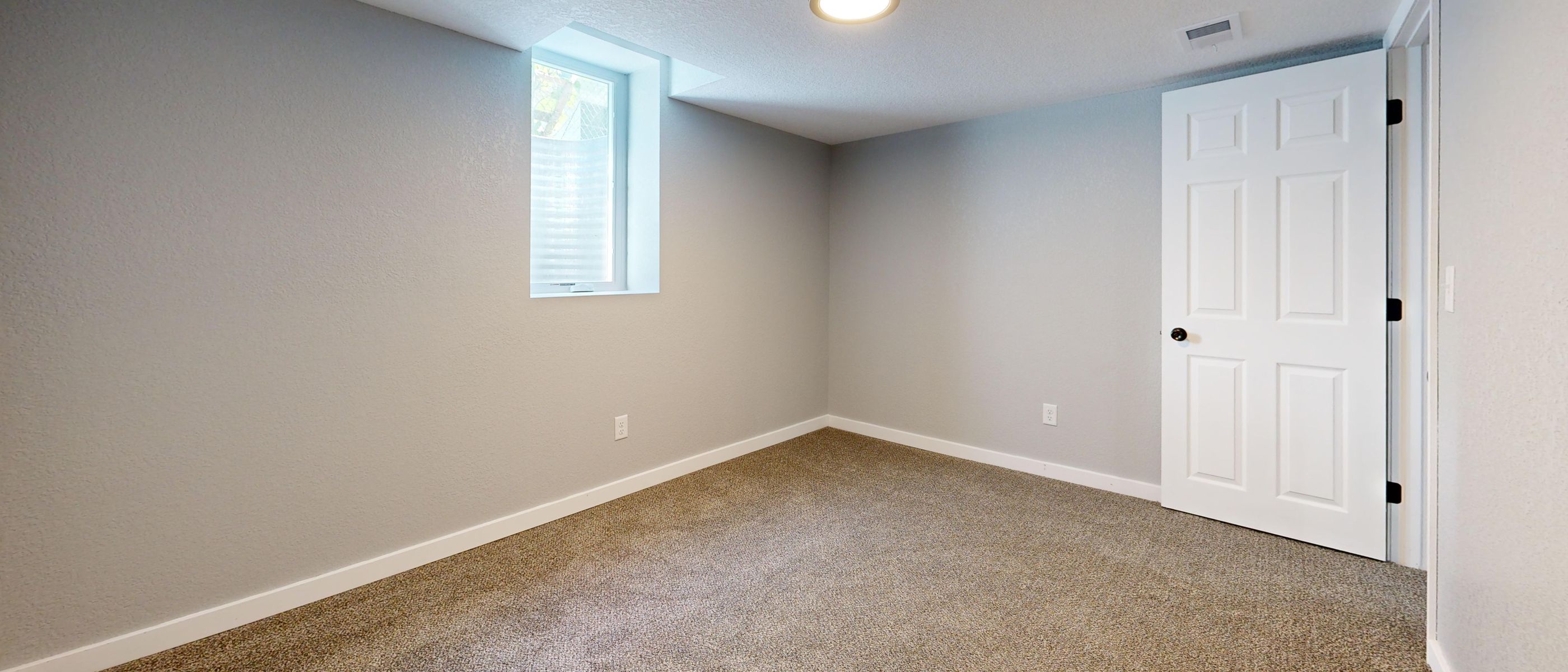 End of Tenancy Decorating in Hendon — woodwork brushed to a crisp, smooth line