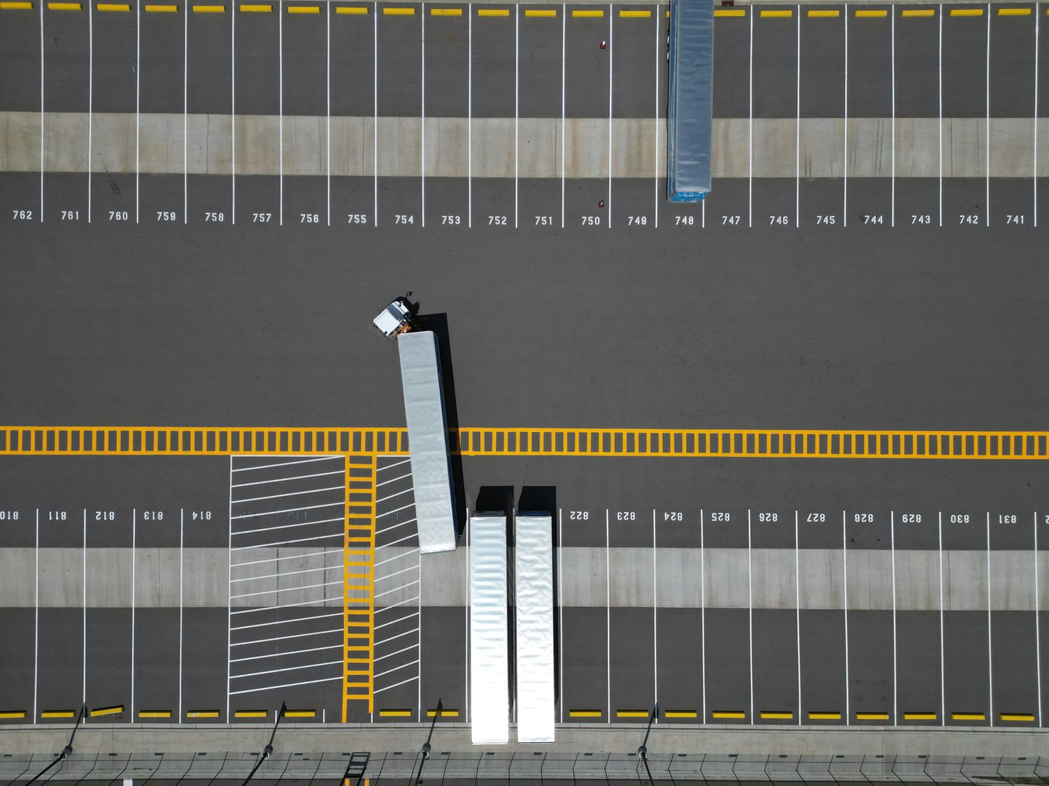 BOSX Logistics Mississauga Location
