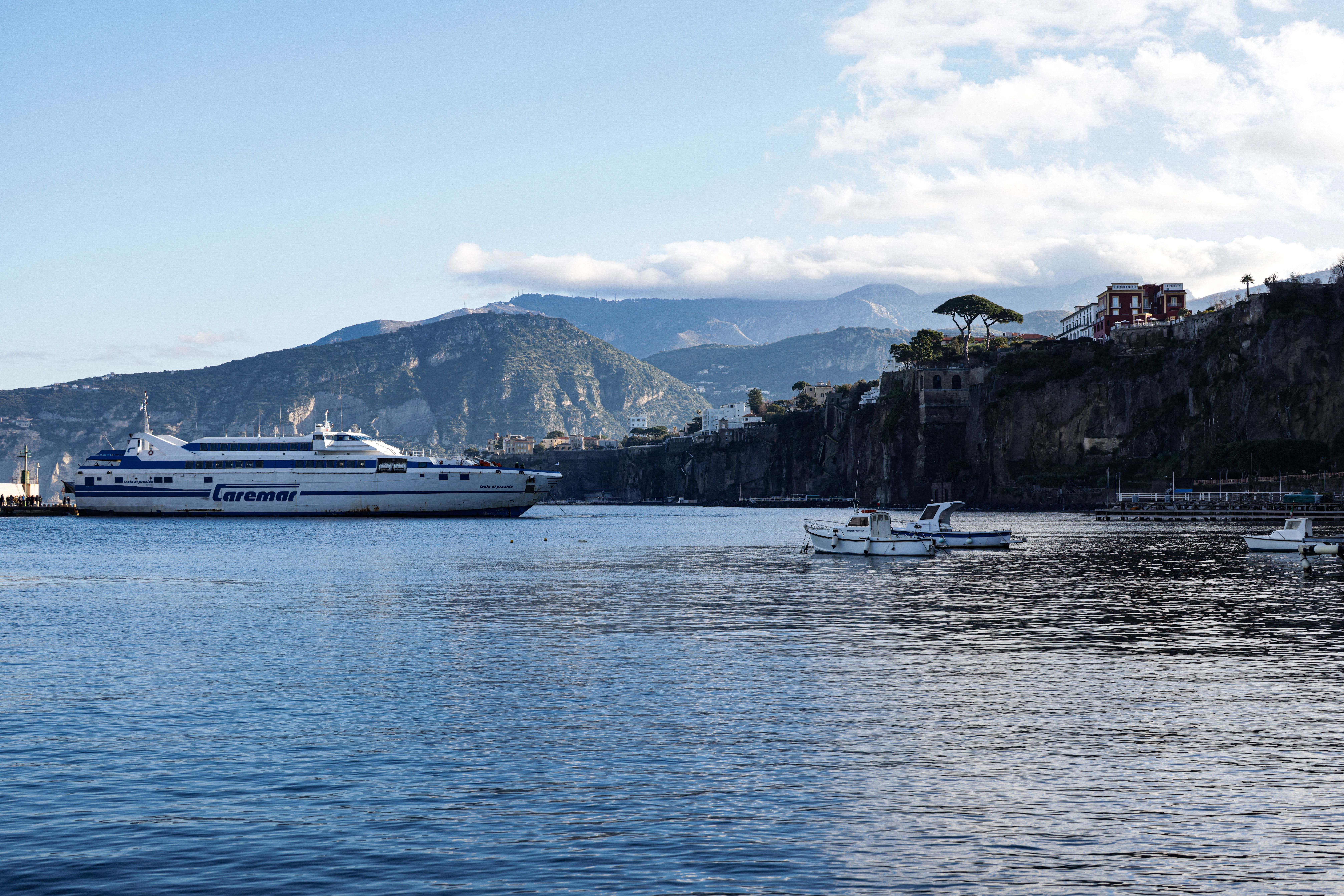 Airport transfers in Sorrento