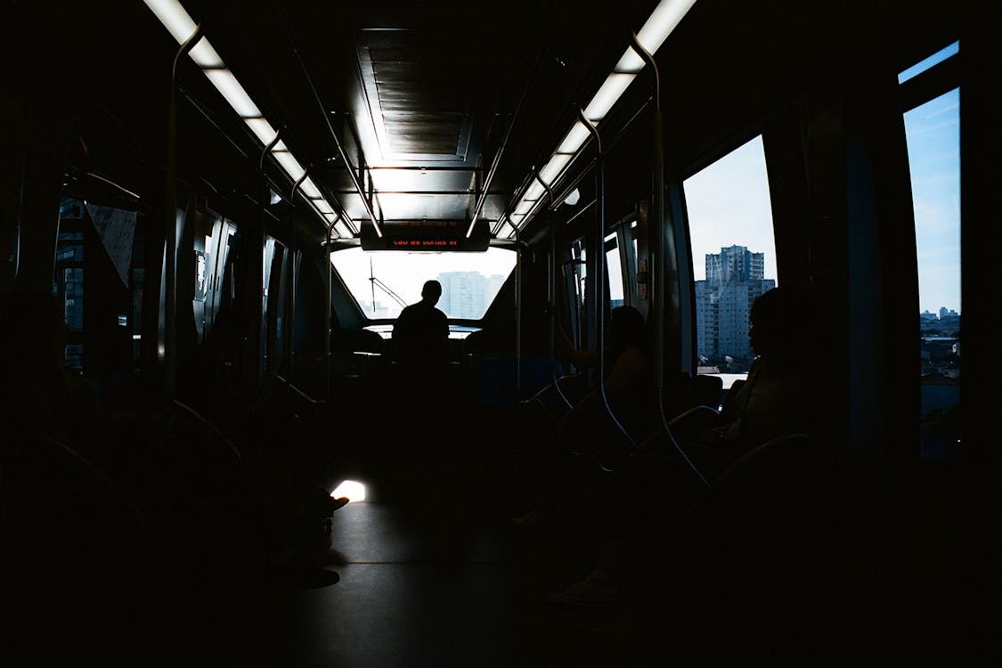 Foto Orang Orang Di Dalam Kereta