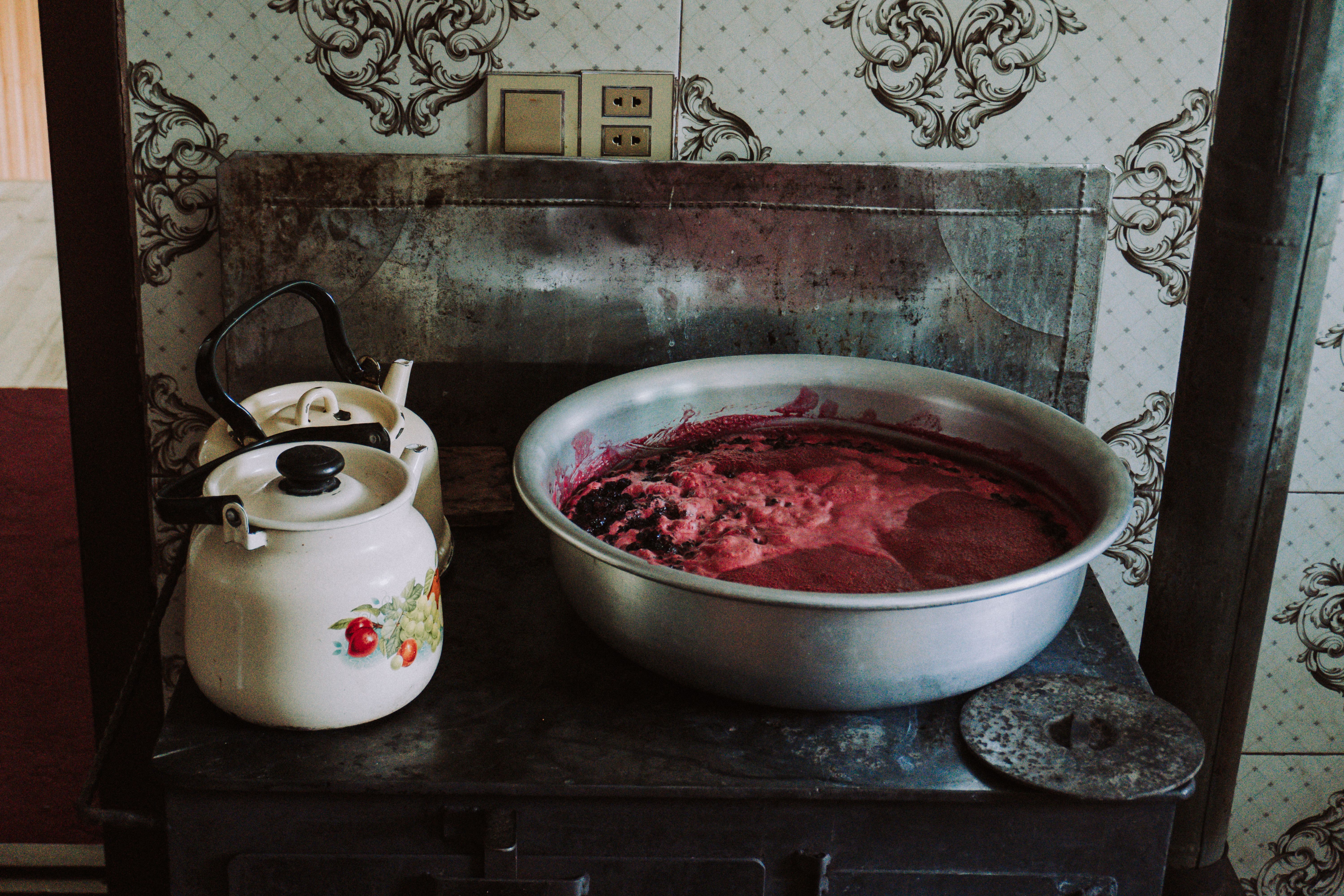 Cooking at Home With the Hudaks — Photo by Zulfugar Karimov on Pexels