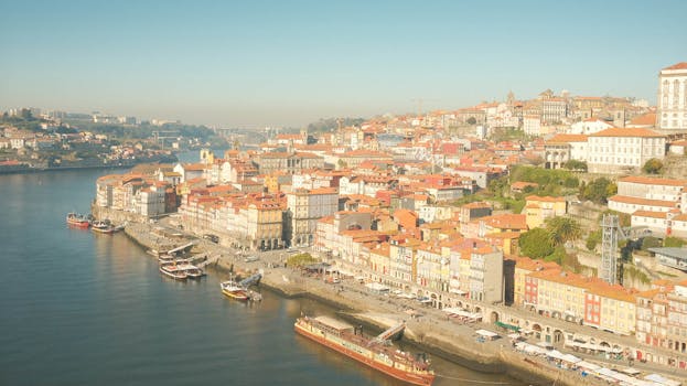 Image by Jérémy Glineur