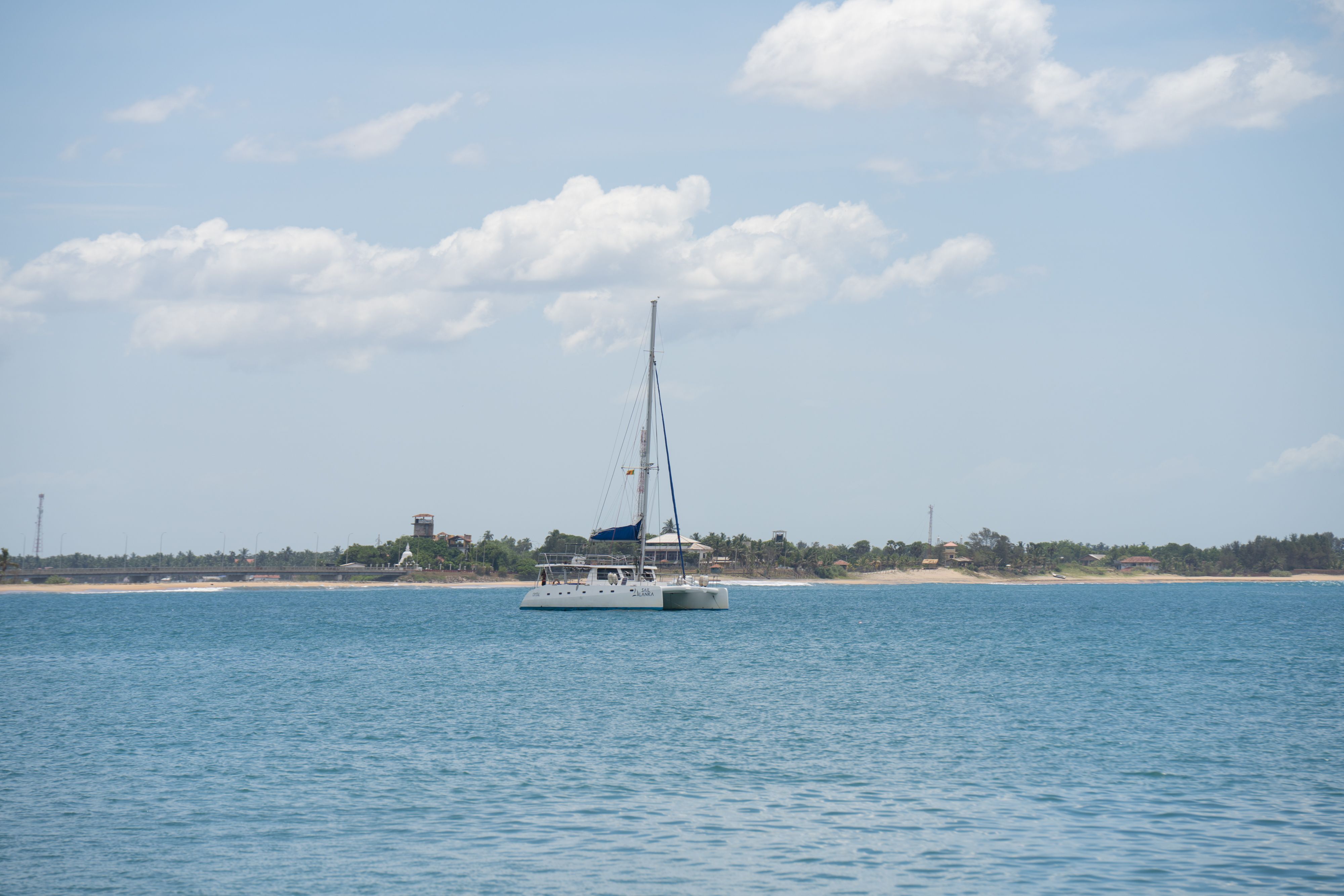 Hotel Catamaran Sri Lanka: Where to Stay Afloat