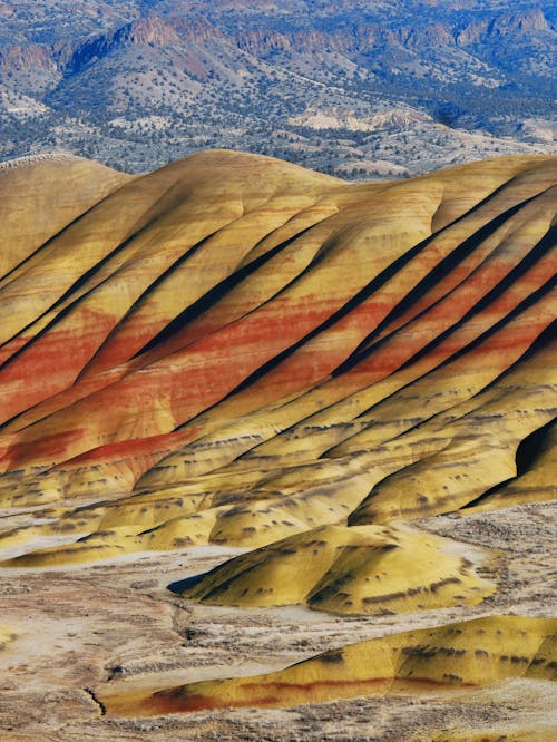 Brown Mountain During Daylight