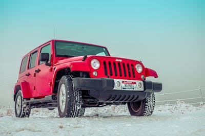 Jeep Gladiator: The Ultimate Adventure Truck for Off-Road