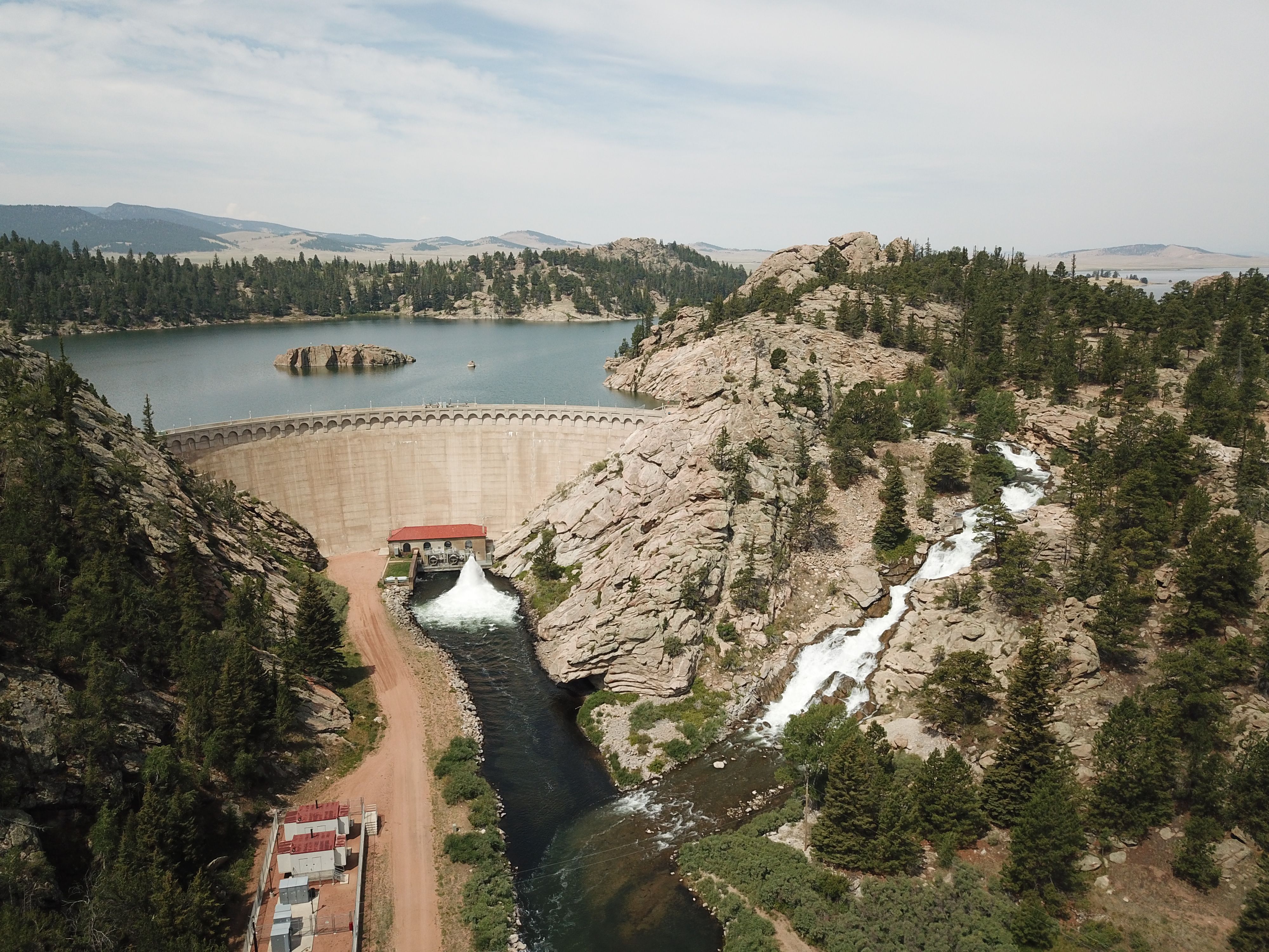 Wyoming tightens wastewater rules after Meta datacenter contractor flushed contaminated water — Photo by Giant Asparagus on P