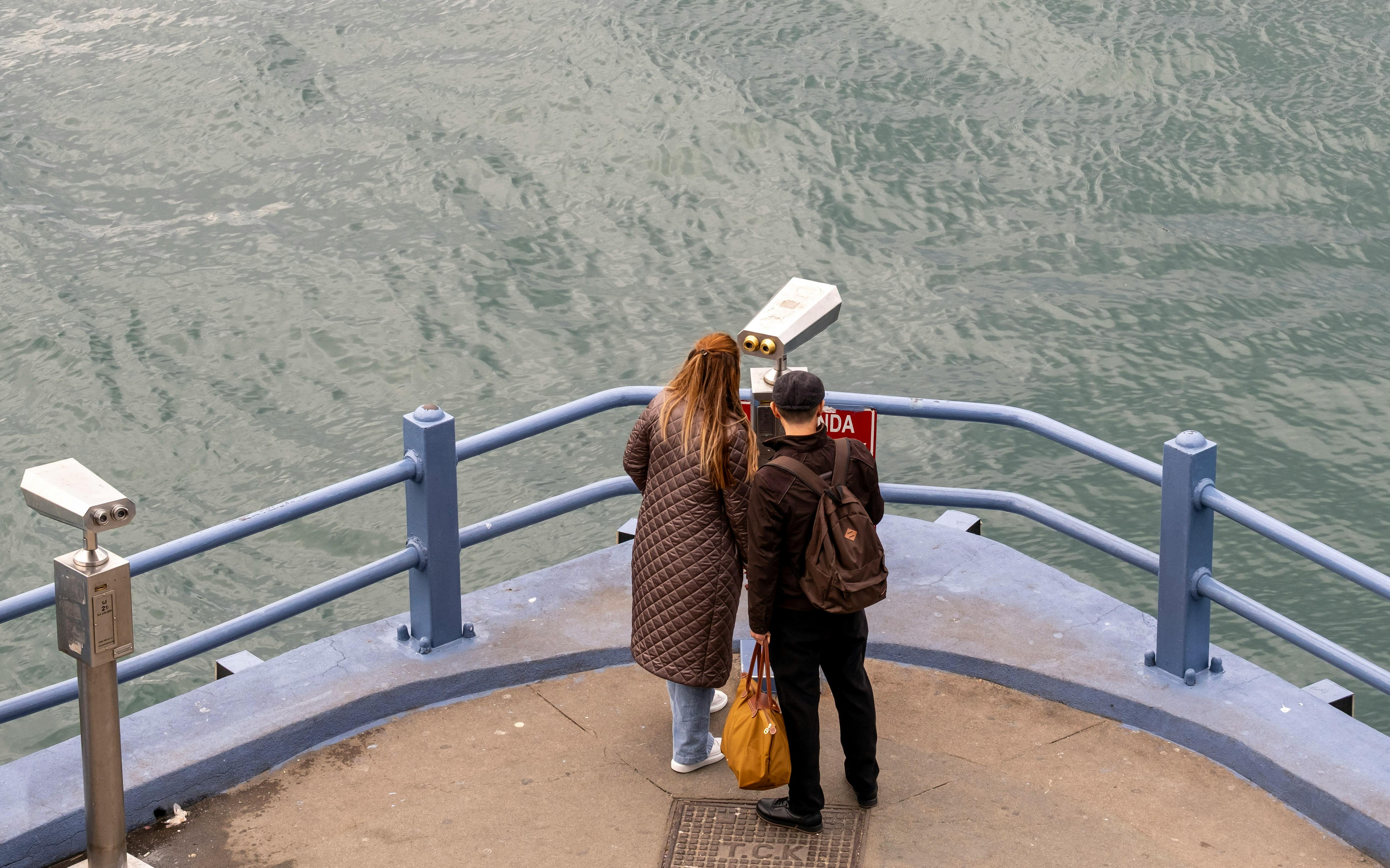 Ücretsiz @dış mekan, açık hava etkinliği, ayakta içeren Ücretsiz stok fotoğraf Stok Fotoğraflar