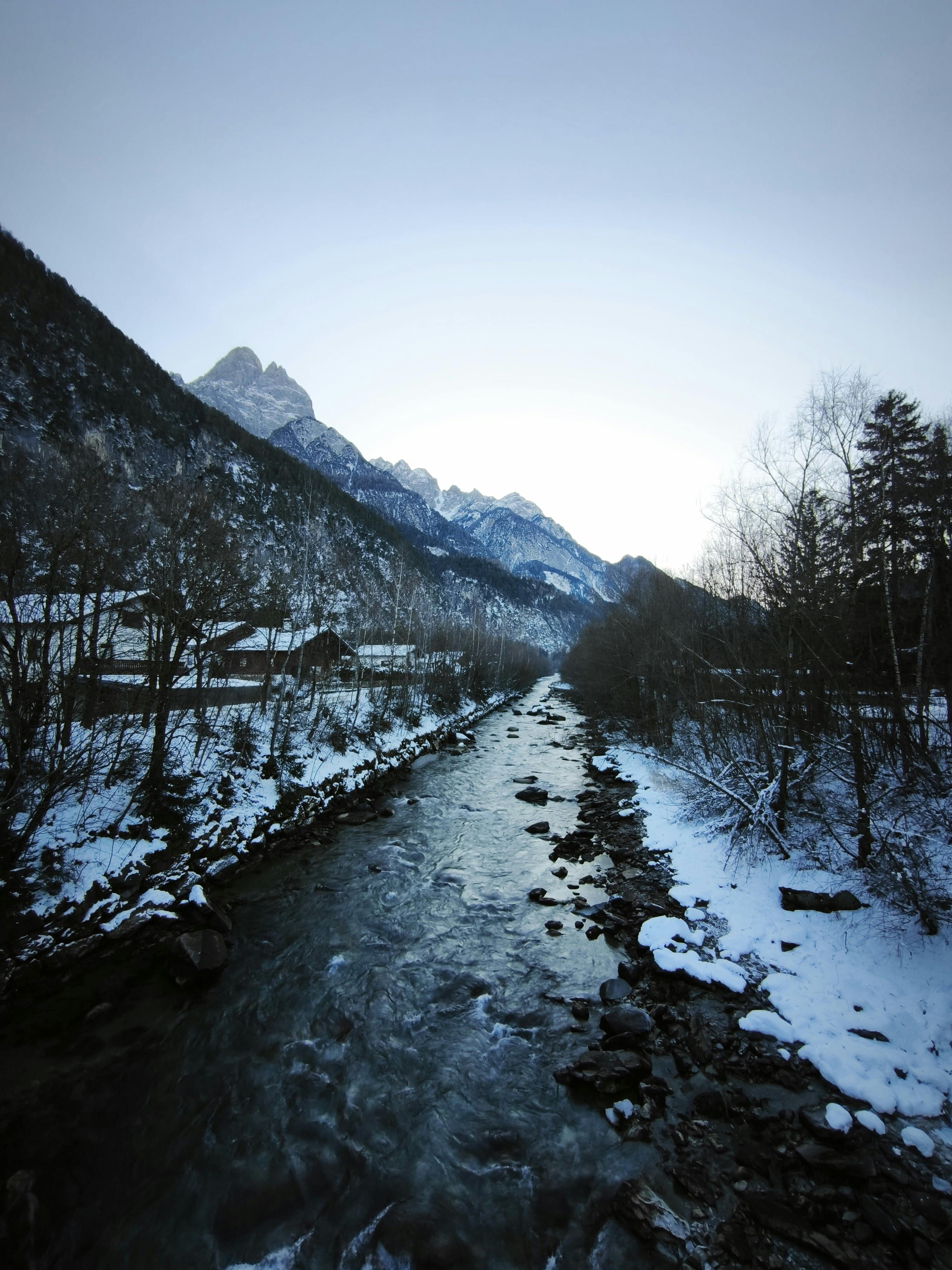 photography, Nature, Landscape, River, Snow, Winter, Sunrise, Cold,  Mountains, Snowy peak, Pine trees, Frost, Banff National Park, Canada  Wallpapers HD / Desktop and Mobile Backgrounds, image size:3000x4000