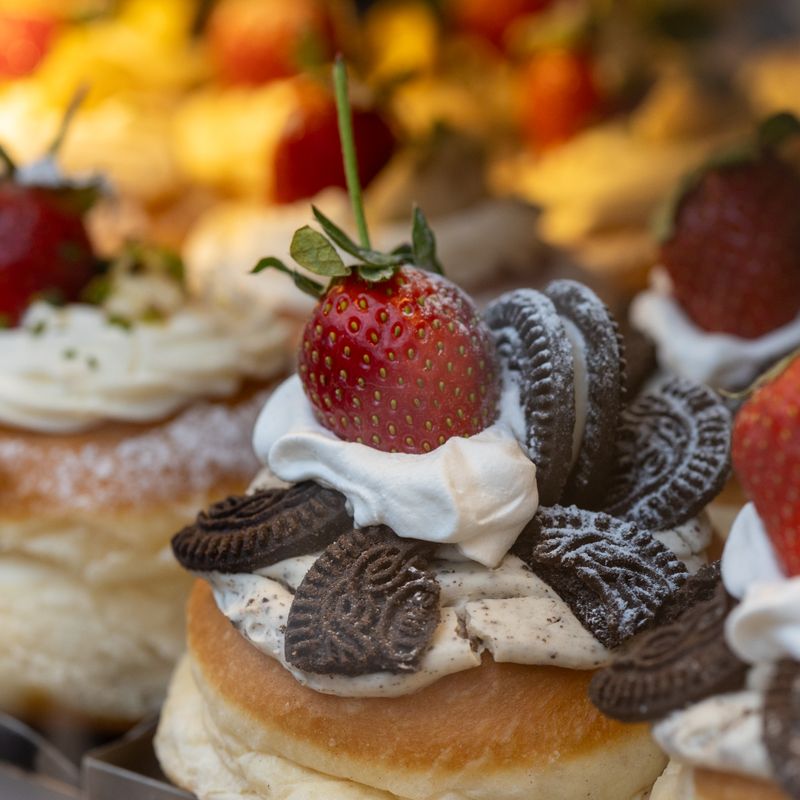 Custard Cream Donuts
