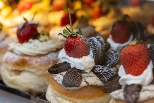 Topping Extravaganza