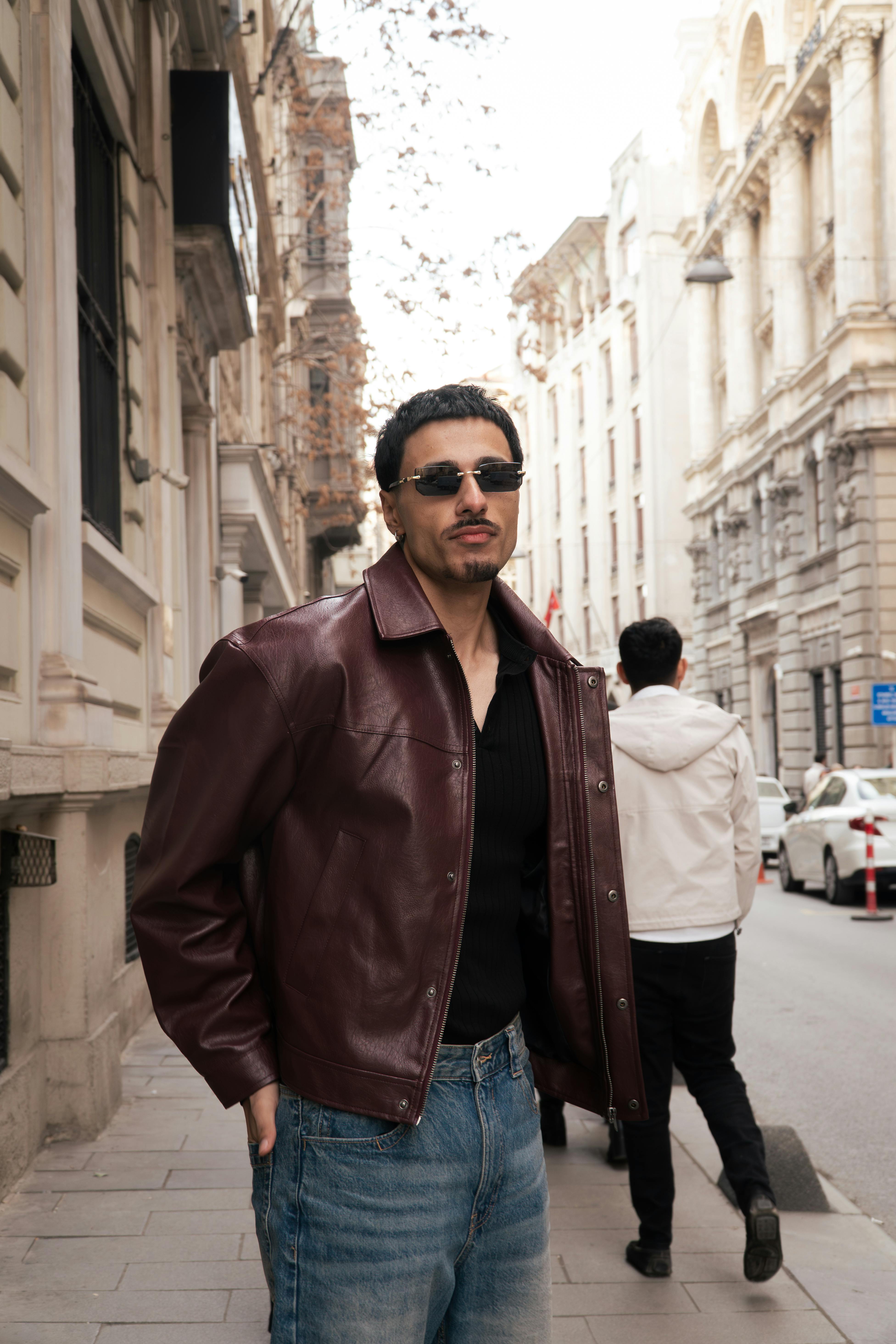 Gratis Fotos de stock gratuitas de accesorio de moda, acera, al aire libre Foto de stock