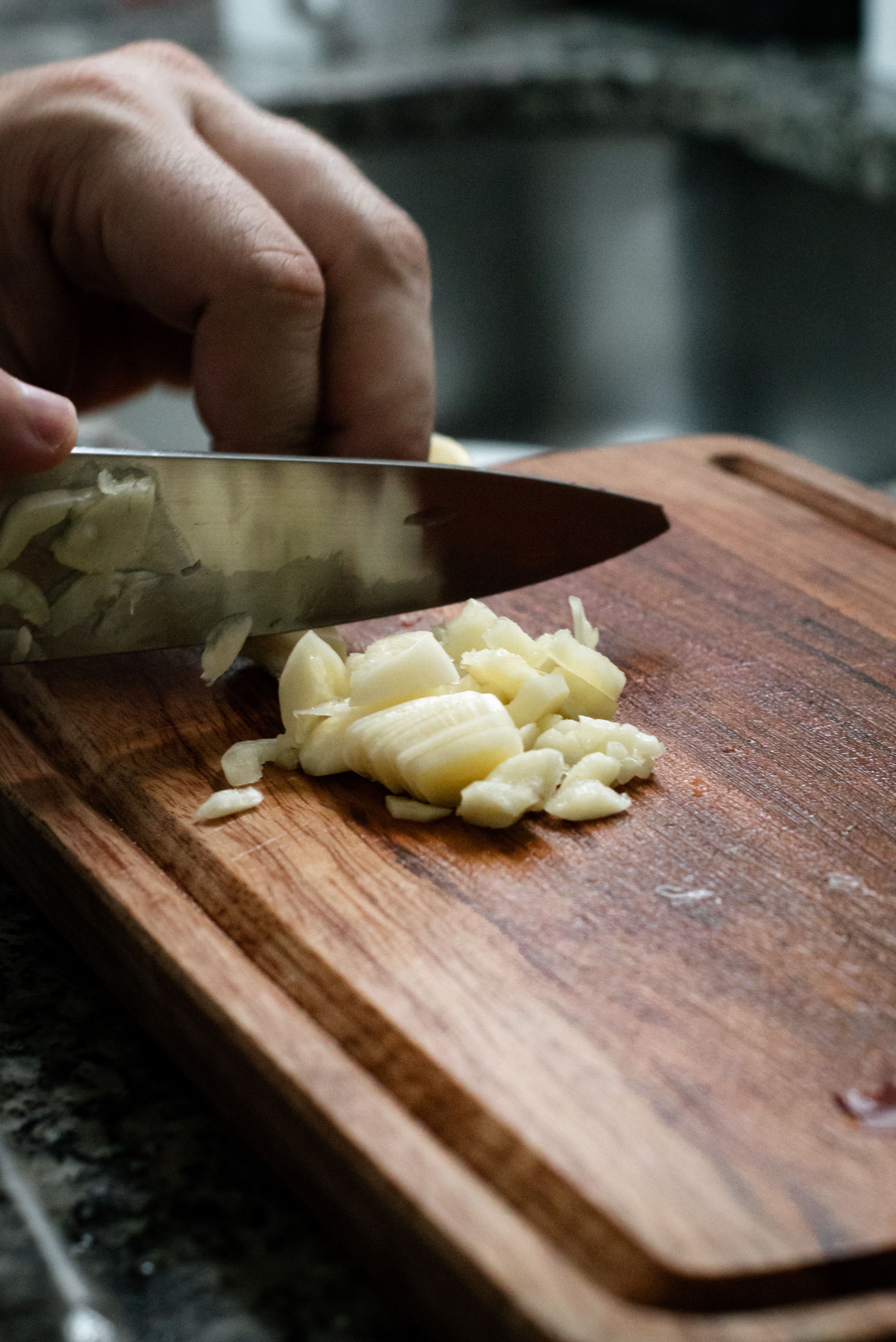 chopped garlic ingredients