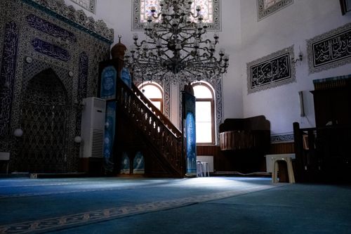 Free Explore the ornate interior of a mosque in İstanbul, showcasing stunning tile work and architecture. Stock Photo