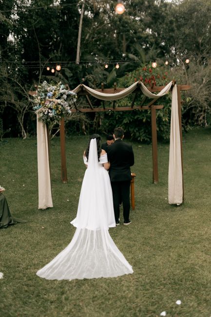 honeymoon budget wedding photo shot list