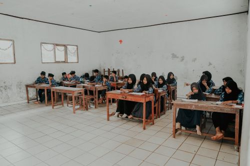 Free A classroom of students in Pandeglang, Banten, Indonesia, engaged in learning activities. Stock Photo