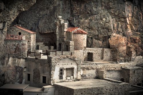 Free Explore the ancient Sumela Monastery, a circa 4th-century landmark built into the cliffs of Trabzon, Turkey. Stock Photo