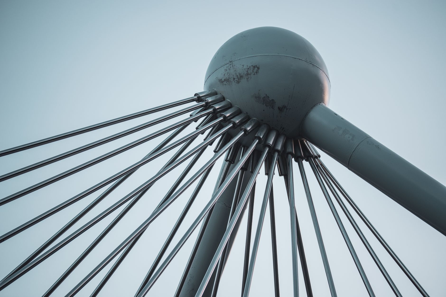 How AI Infrastructure Trust Shapes B2B SaaS Relationships