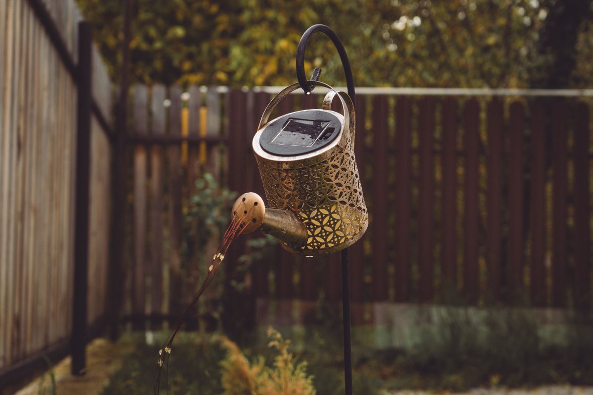 DIY-Solar-Outdoor-Deko: 6 Projekte für mehr Gartenflair — Material-Übersicht