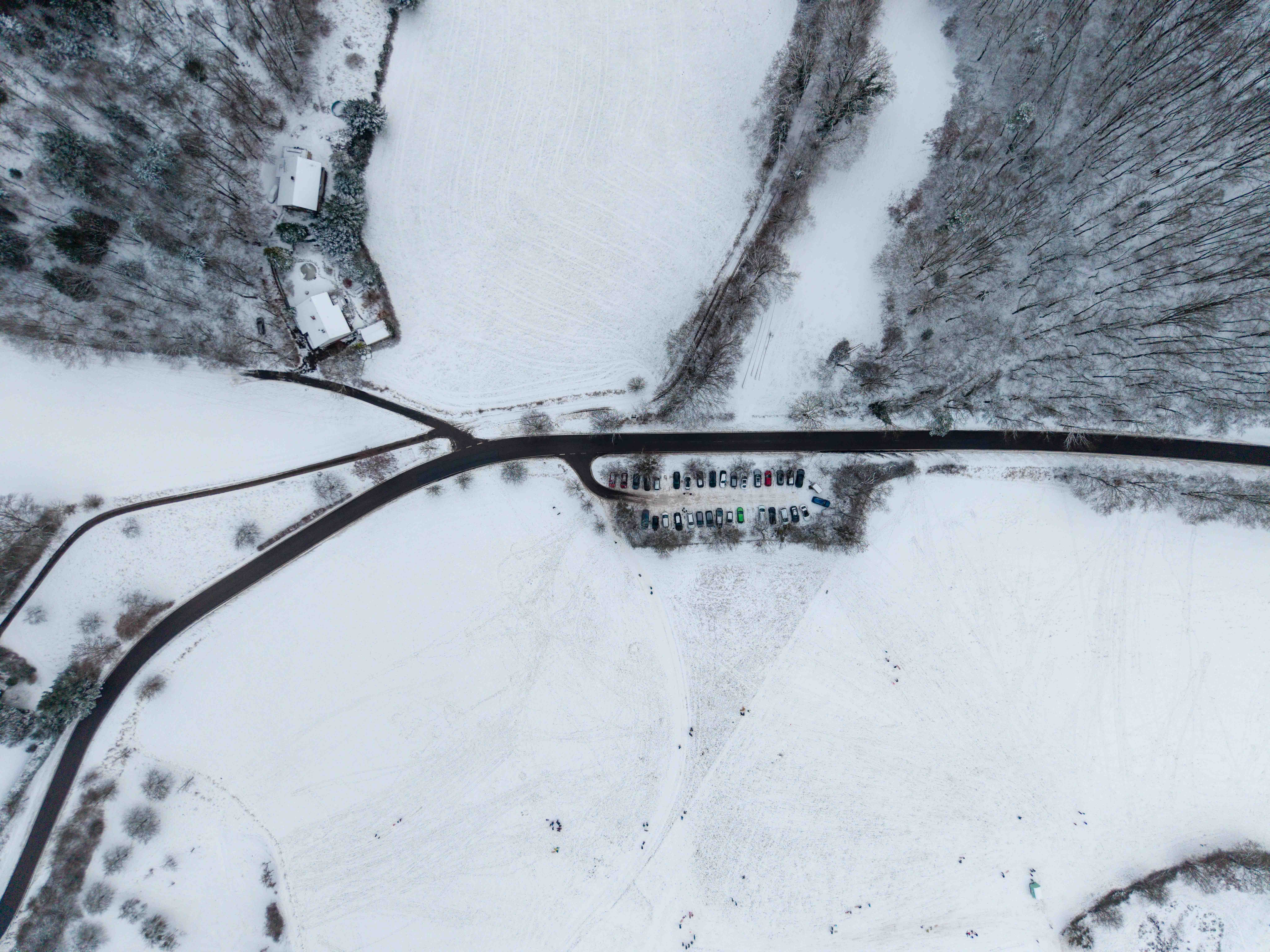 Two Killed After Being Ejected in Howick Crash Amid Snow
