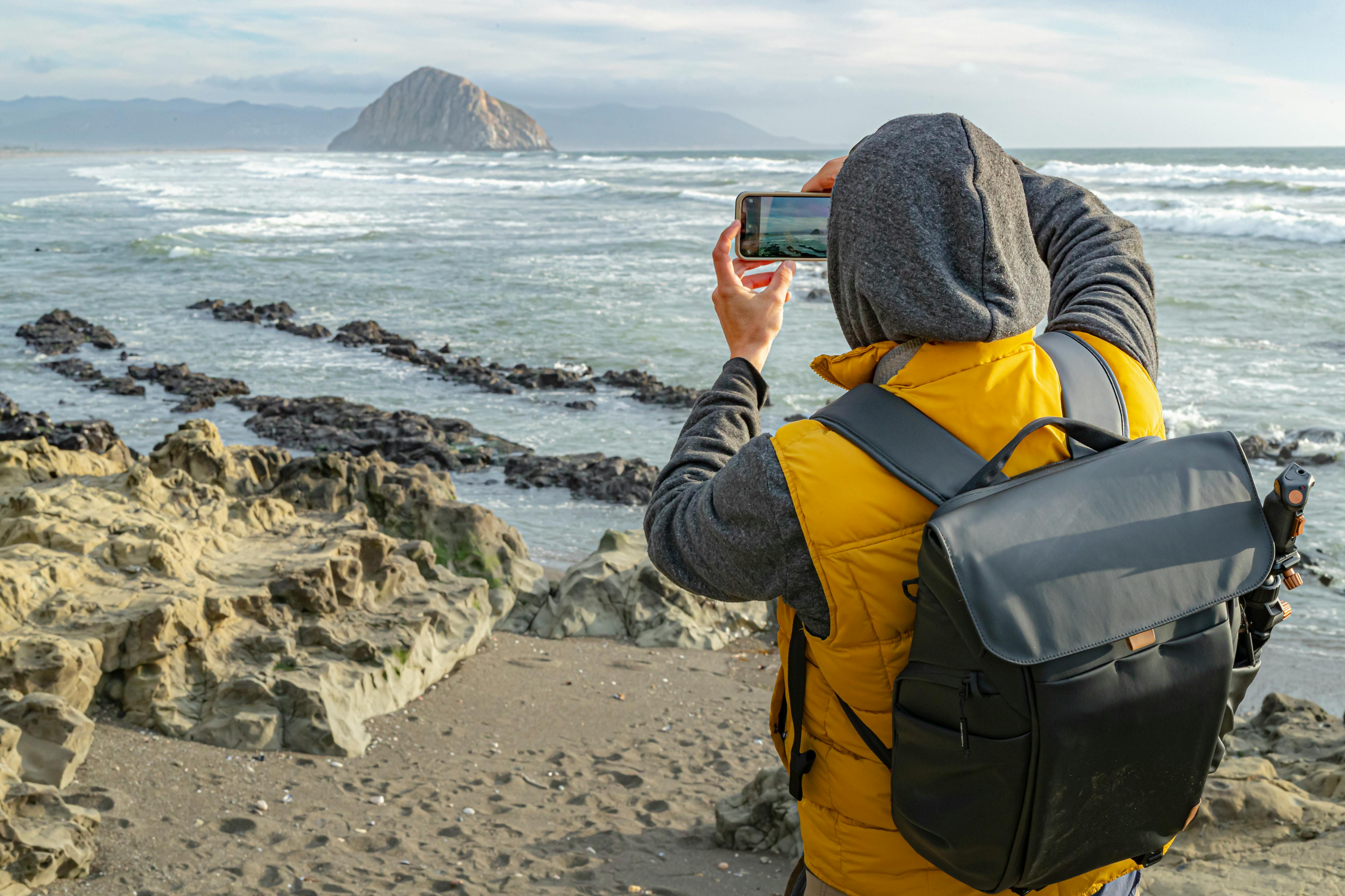 travel gear reviews — Photo by Stephen Leonardi on Pexels