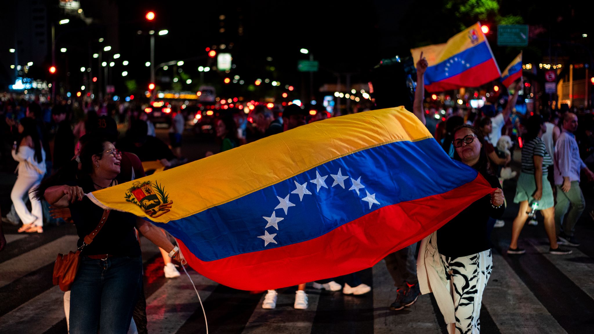 Venezolanen op Curaçao volgen aardbevingsnieuws intensief