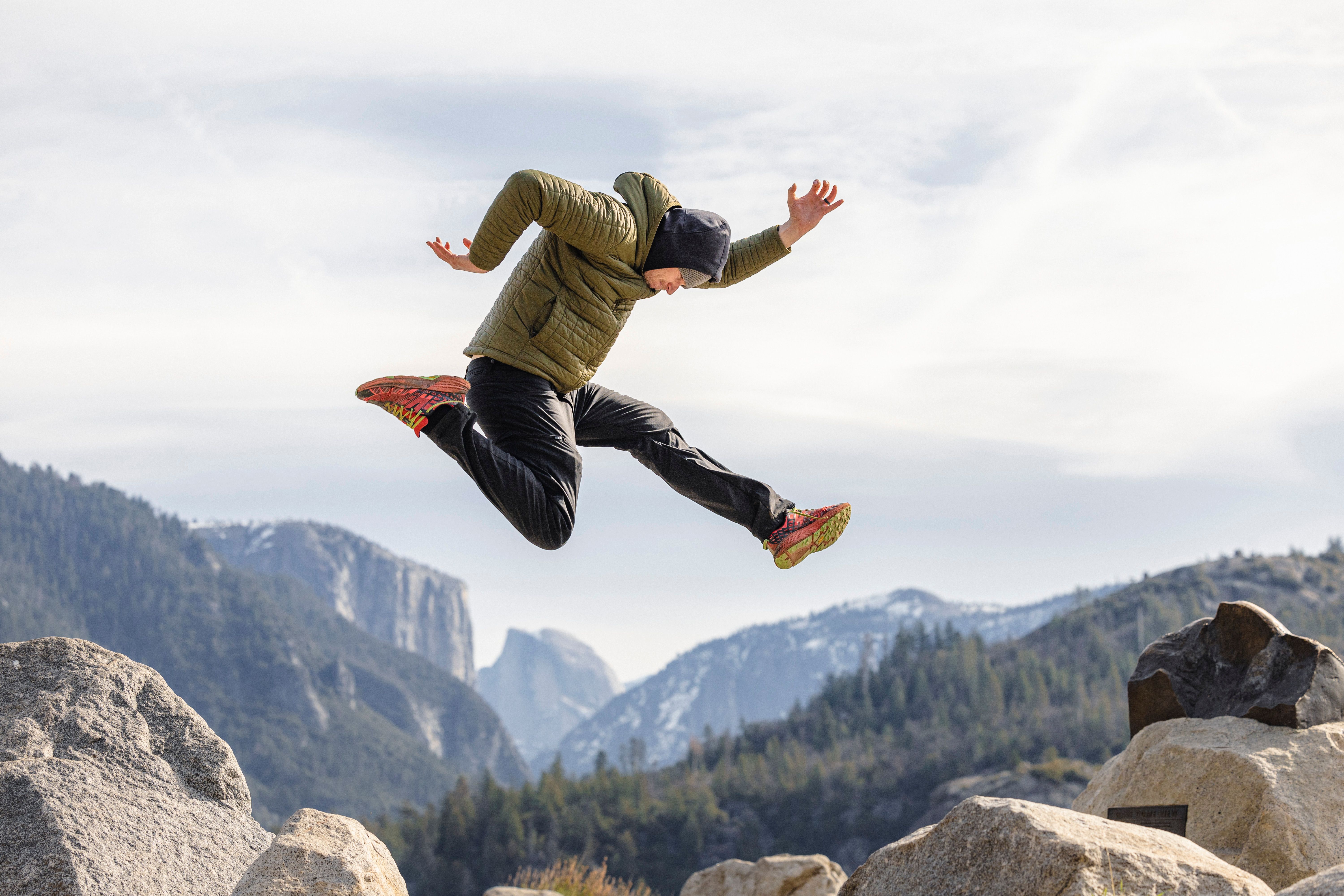 gear reviews outdoor — Photo by Stephen Leonardi on Pexels