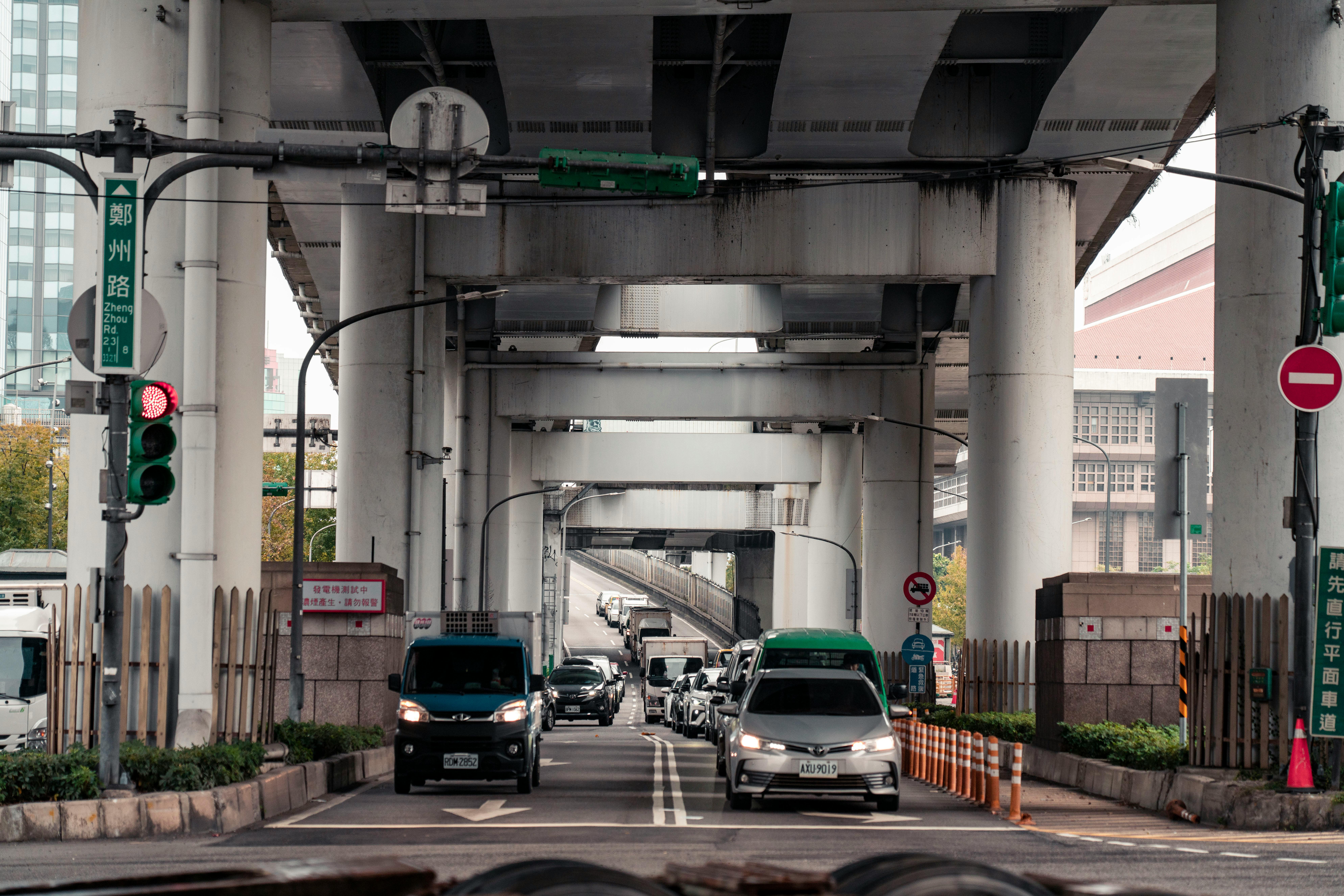 Sensors and Connectivity Make Autonomous Driving Smarter — Photo by Jimmy Liao on Pexels
