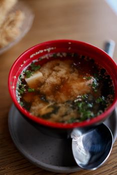 Potage crémeux aux poireaux et pommes de terre