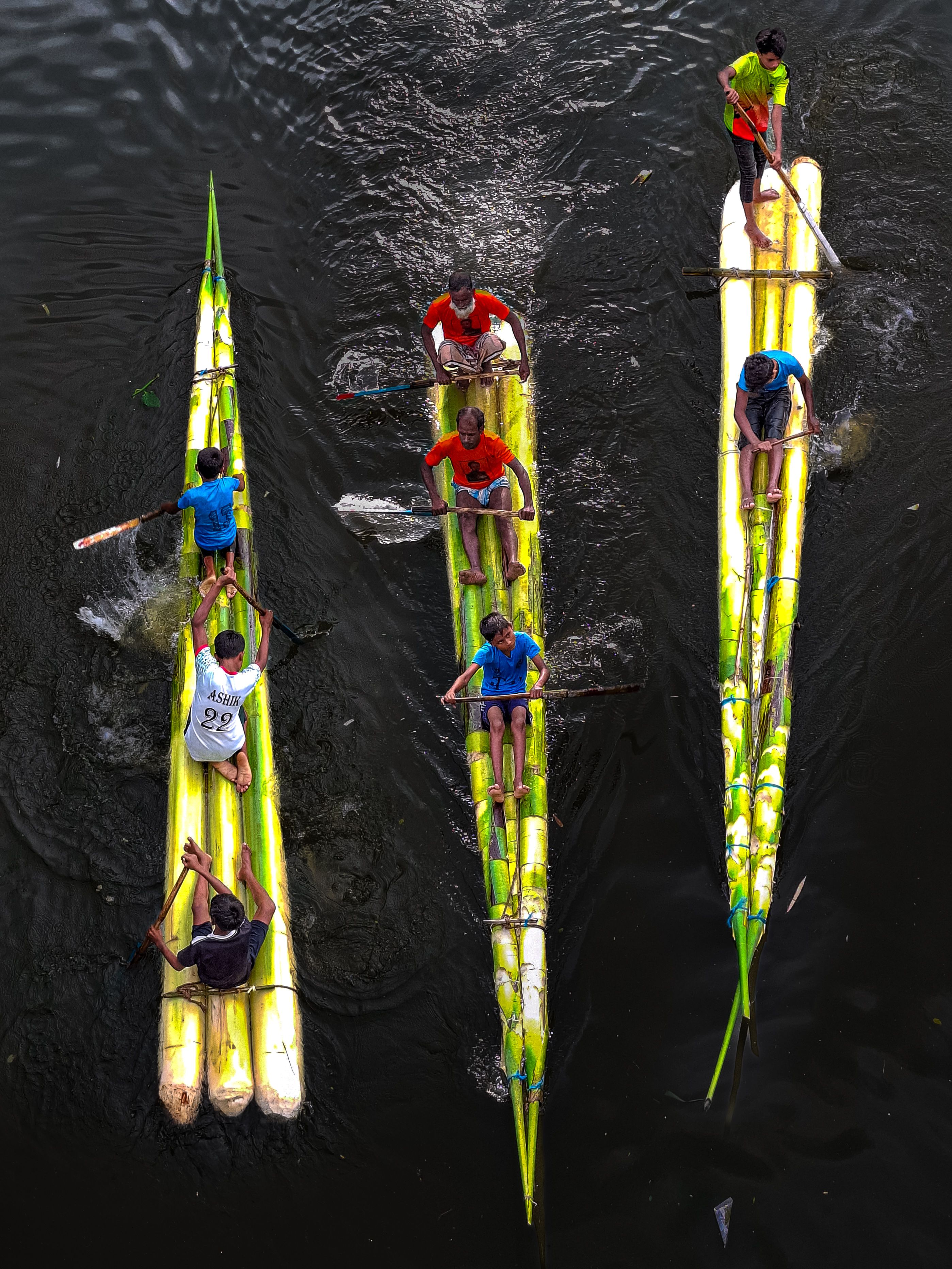 Colorful Traditional Boat Race in Bangladesh · Free Stock Photo
