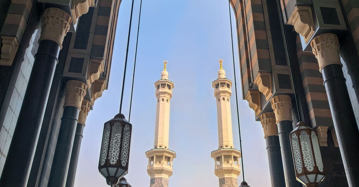 Two Level Mosque Grand Mosque Architecture with Two Minarets in Saudi Arabia · Free ...