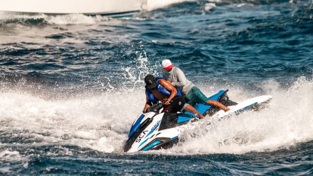 Look Completo para Andar de Jet Ski Masculino em 2026: Segurança, Conforto e Estilo - imagem 5