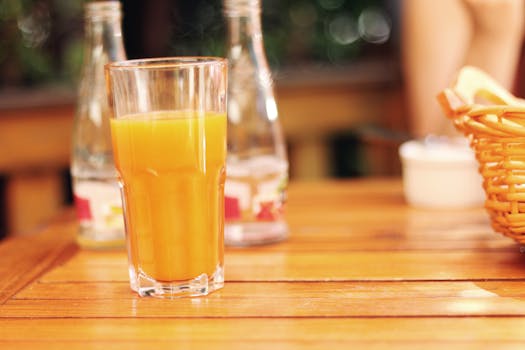 orange juice image 3