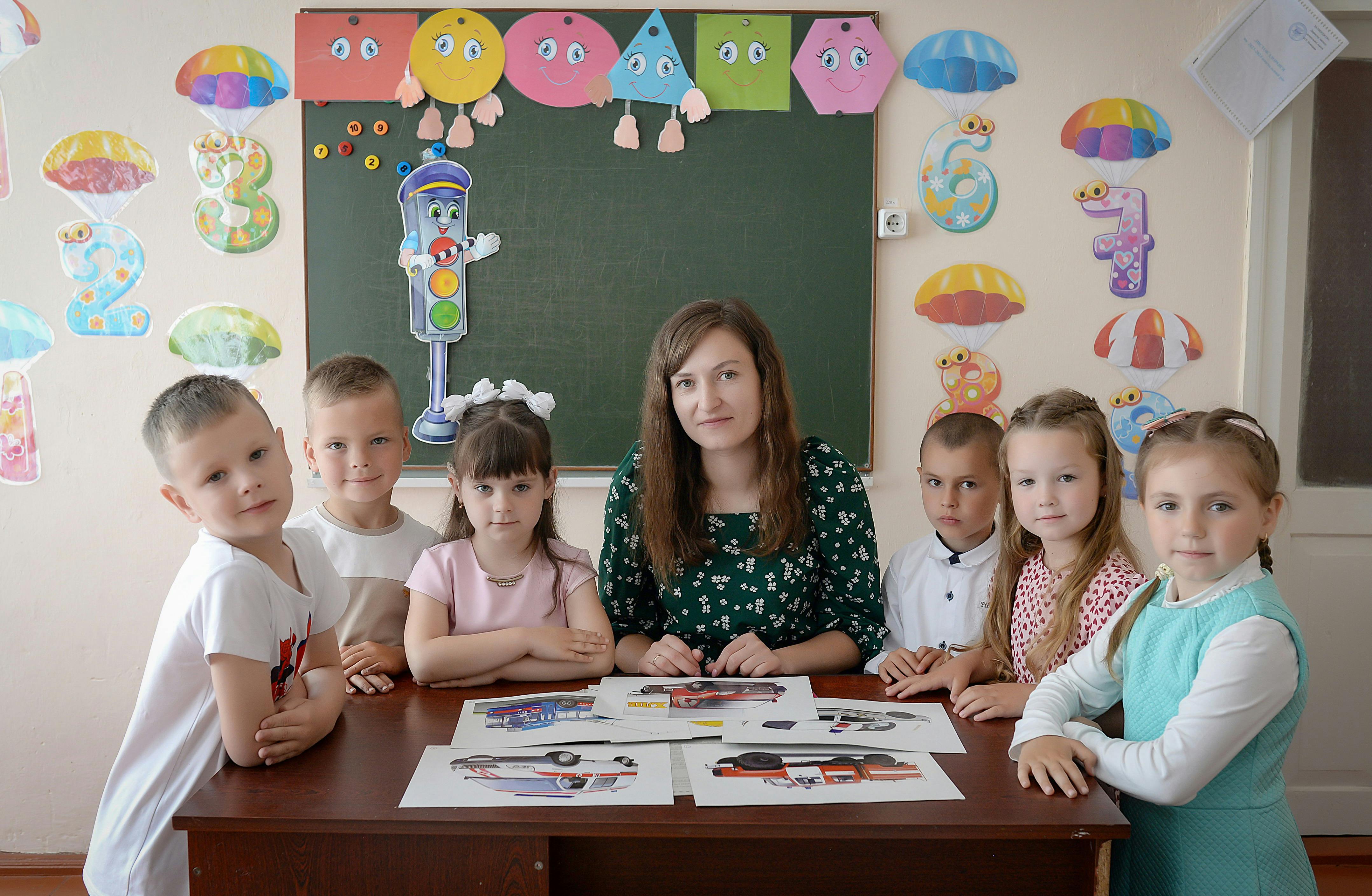 PHOTOS: UNK students teach area fourth graders about nutrition and fitness at annual event — Photo by Валерій Волинський on P