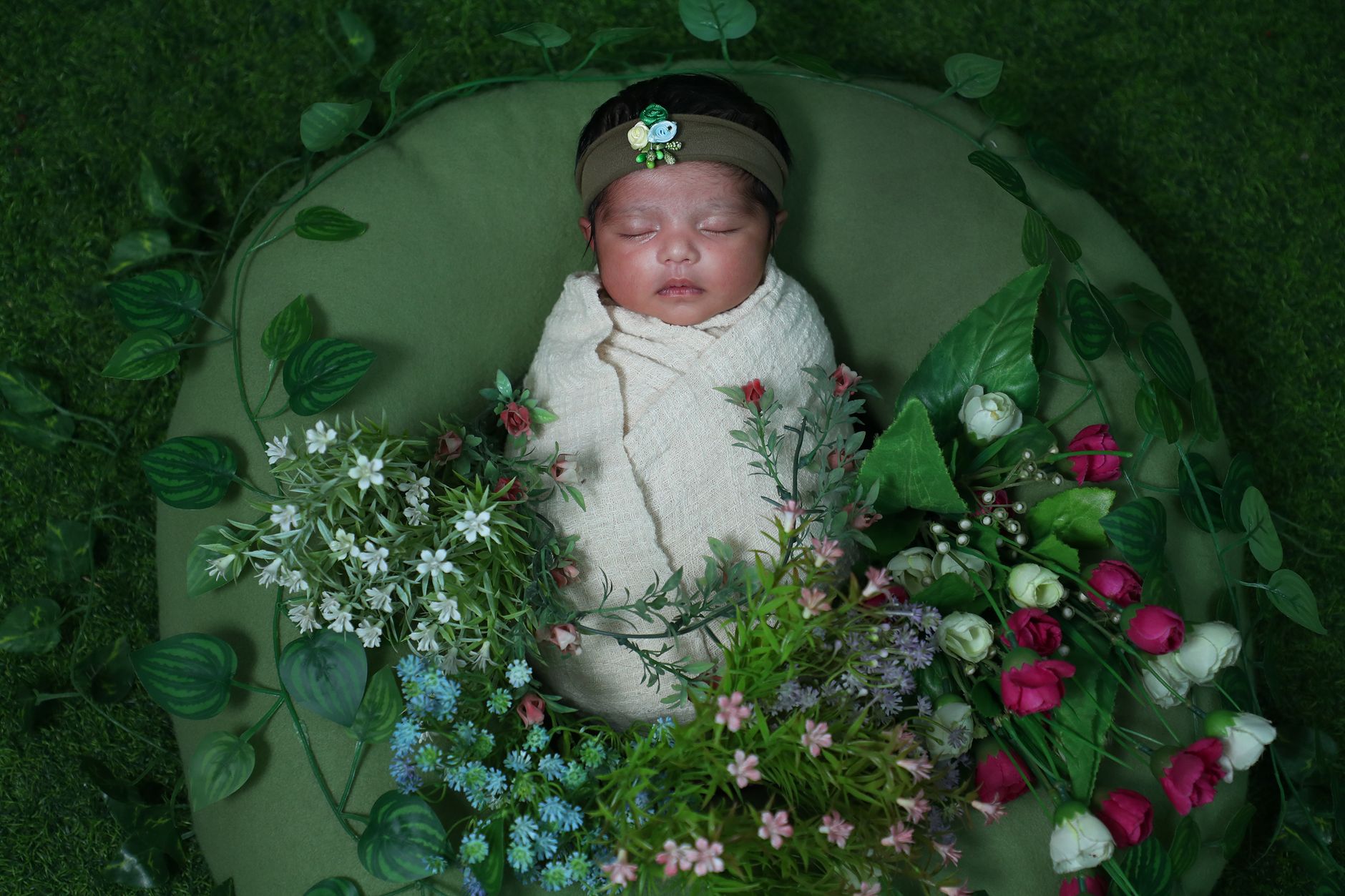 Your 1-Month-Old Baby: What to Expect During This Amazing Stage