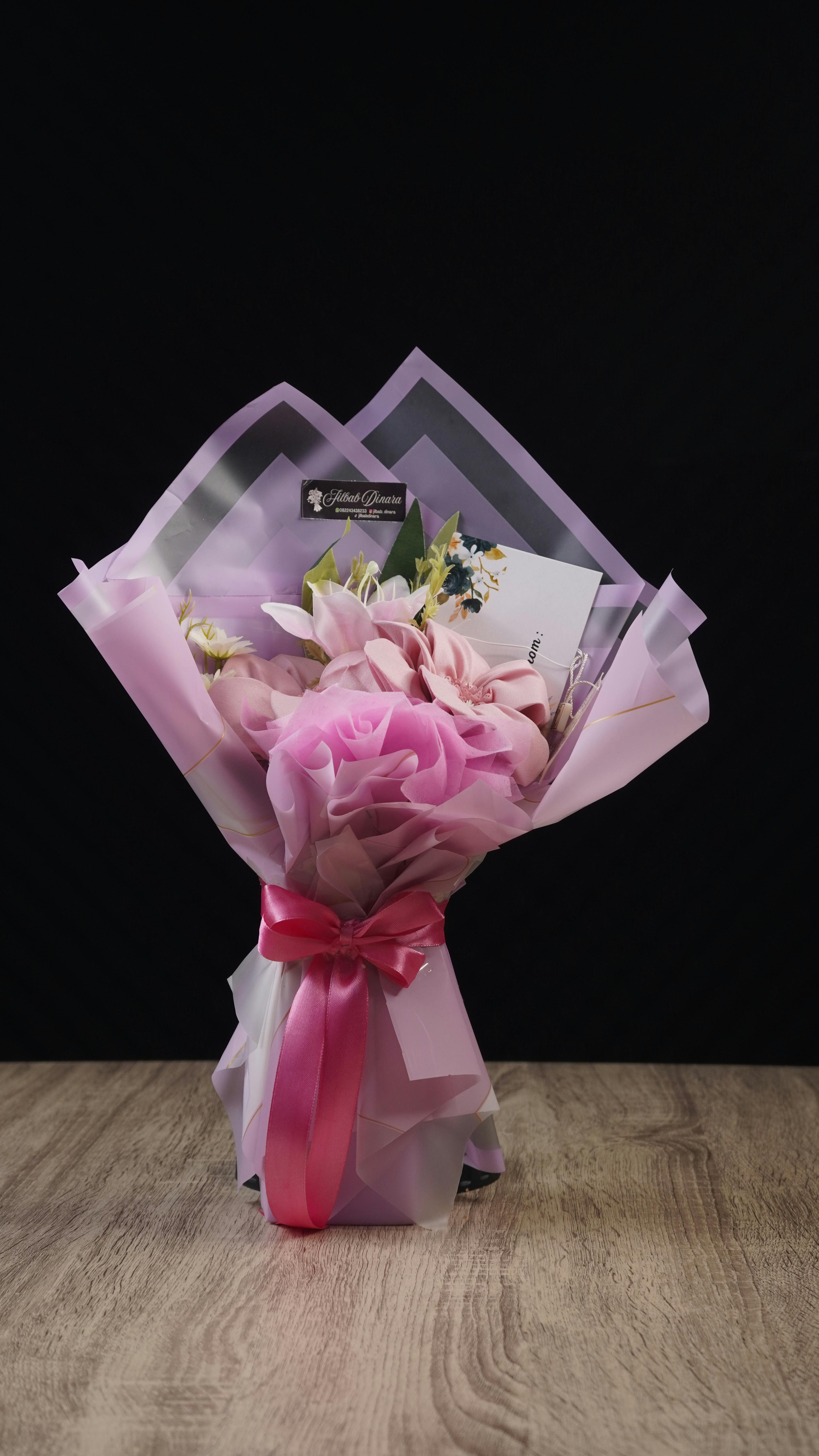 Bunga Wisuda Sakura