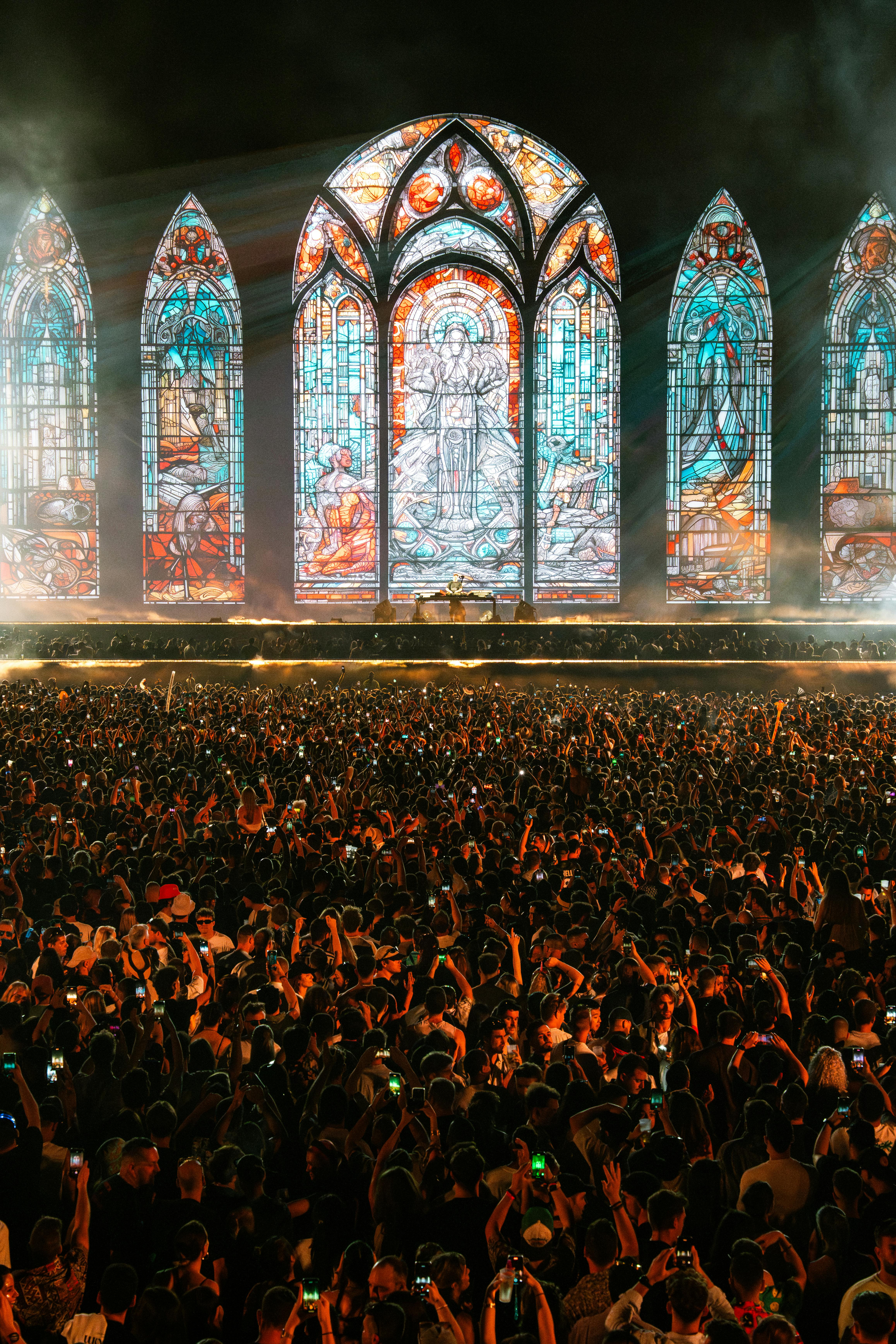 Display⁢ and ⁢Graphics Immersive Visuals for⁢ Work ‌and Entertainment