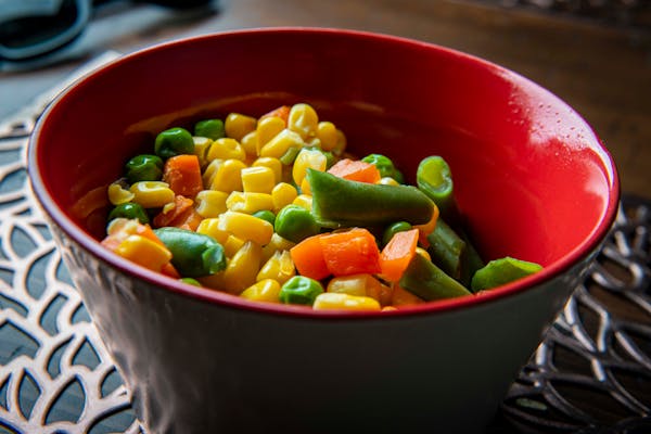 AI ethics 2025 infographic: 7 types of bias in AI models with examples