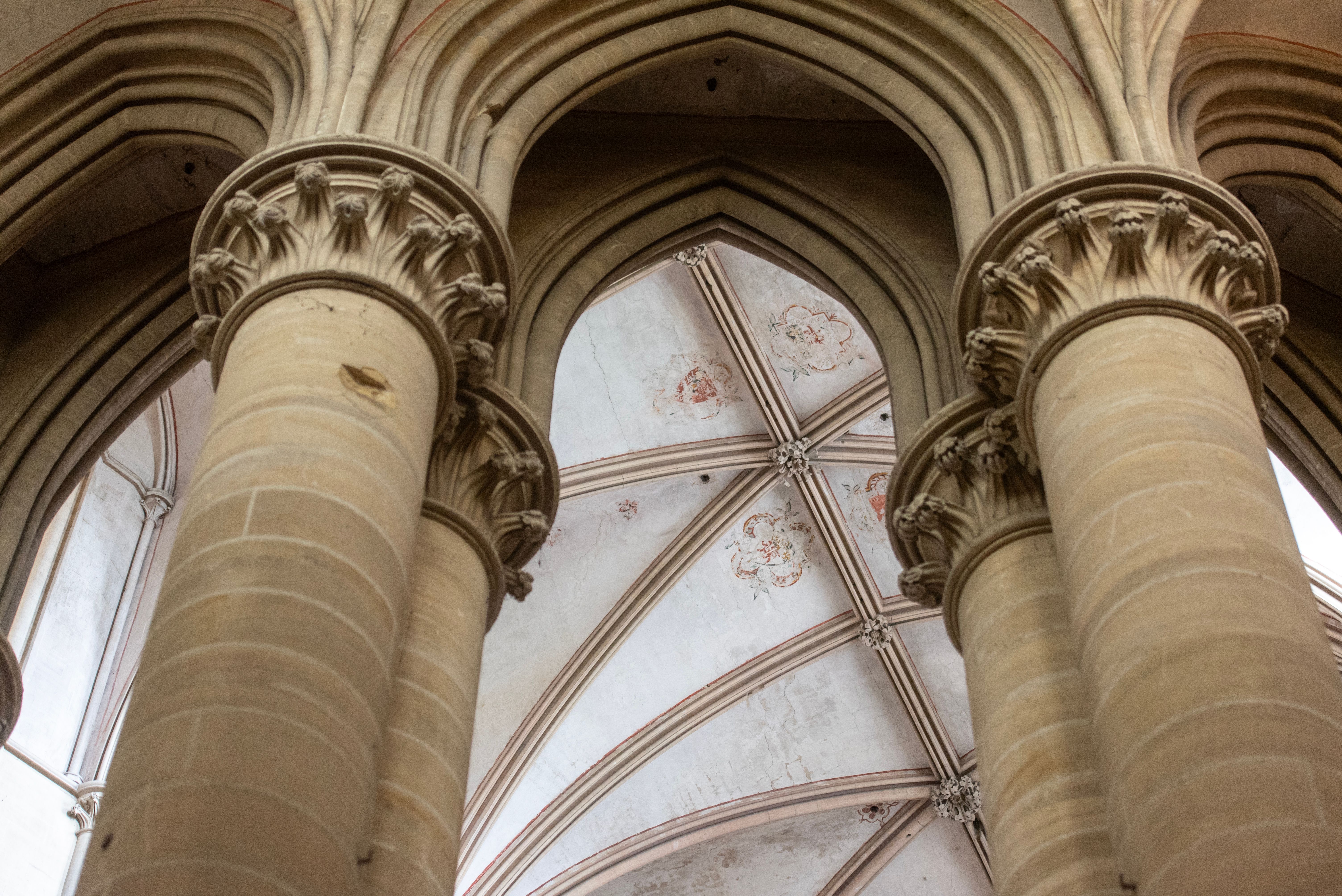 Majestic Gothic Cathedral Interior Arches · Free Stock Photo