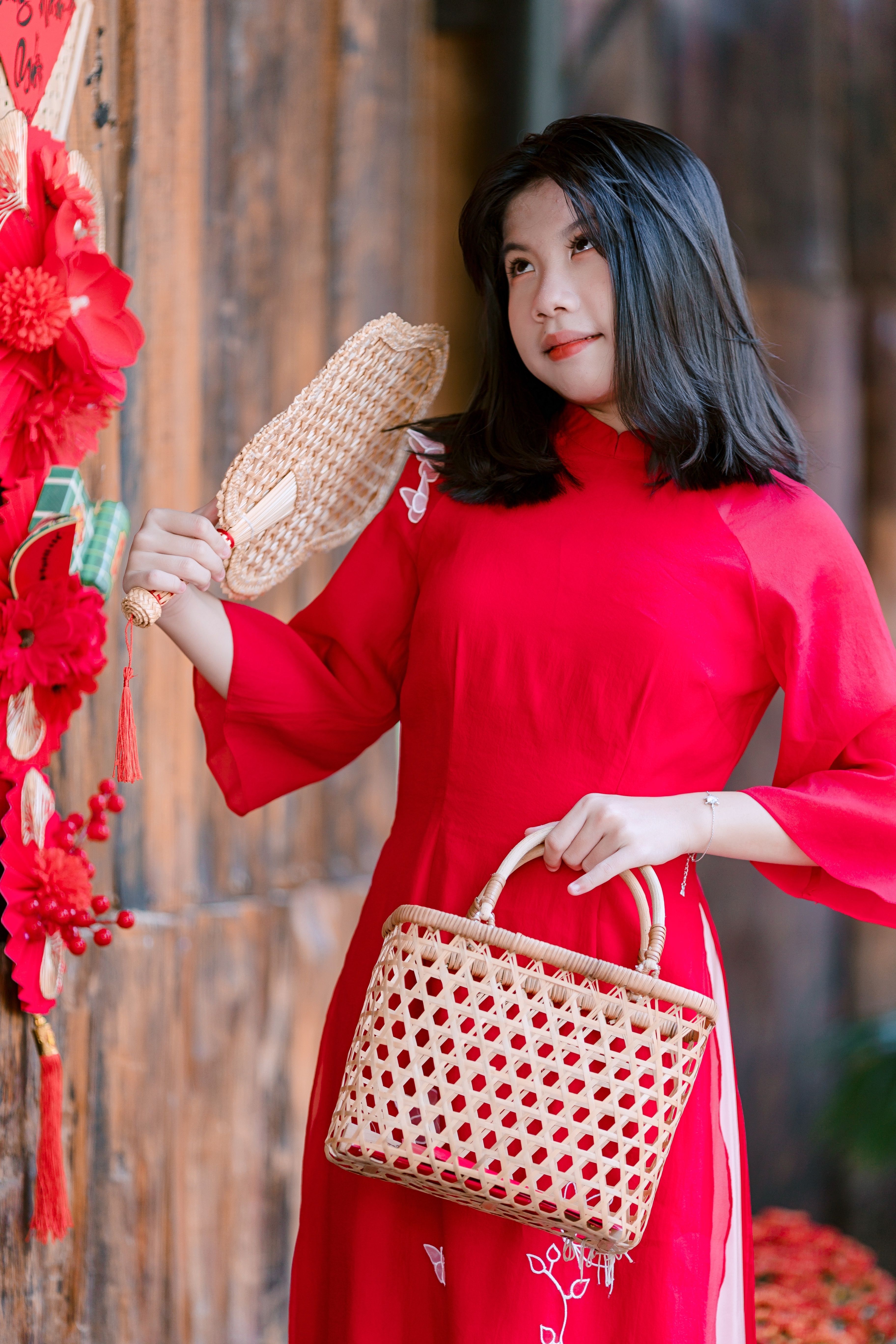 red linen midi dress EVEREVE Women's Jill Contrast Stitch Linen Midi Dress, Size Large, Red