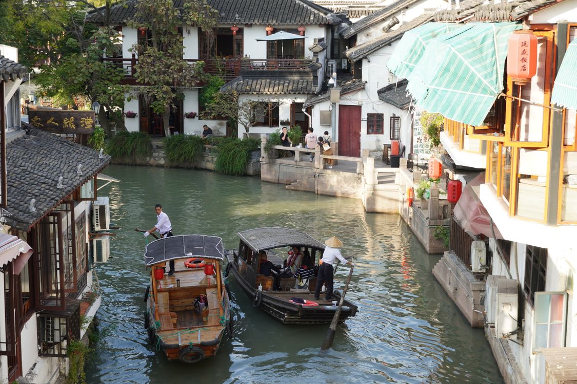 Traditional Chinese Water Town Scene With Boats Free Stock Photo traditional-chinese-water-town-scene-with-boats-free-stock-photo