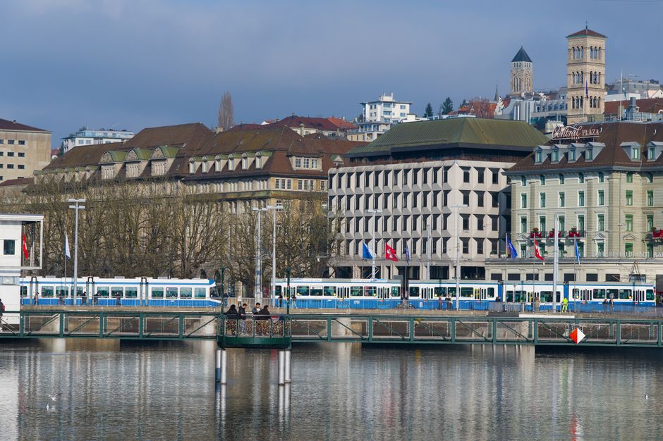 Die Expansion der Kantonalbank muss strategisch sein, nicht nur für den Wachstumsaufwand: Experten