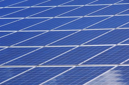 Instala energía renovable en tu explotación agrícola o ganadera