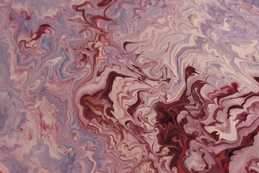 动态抽象绘画中旋转的红蓝图案，是现代艺术装饰的完美选择