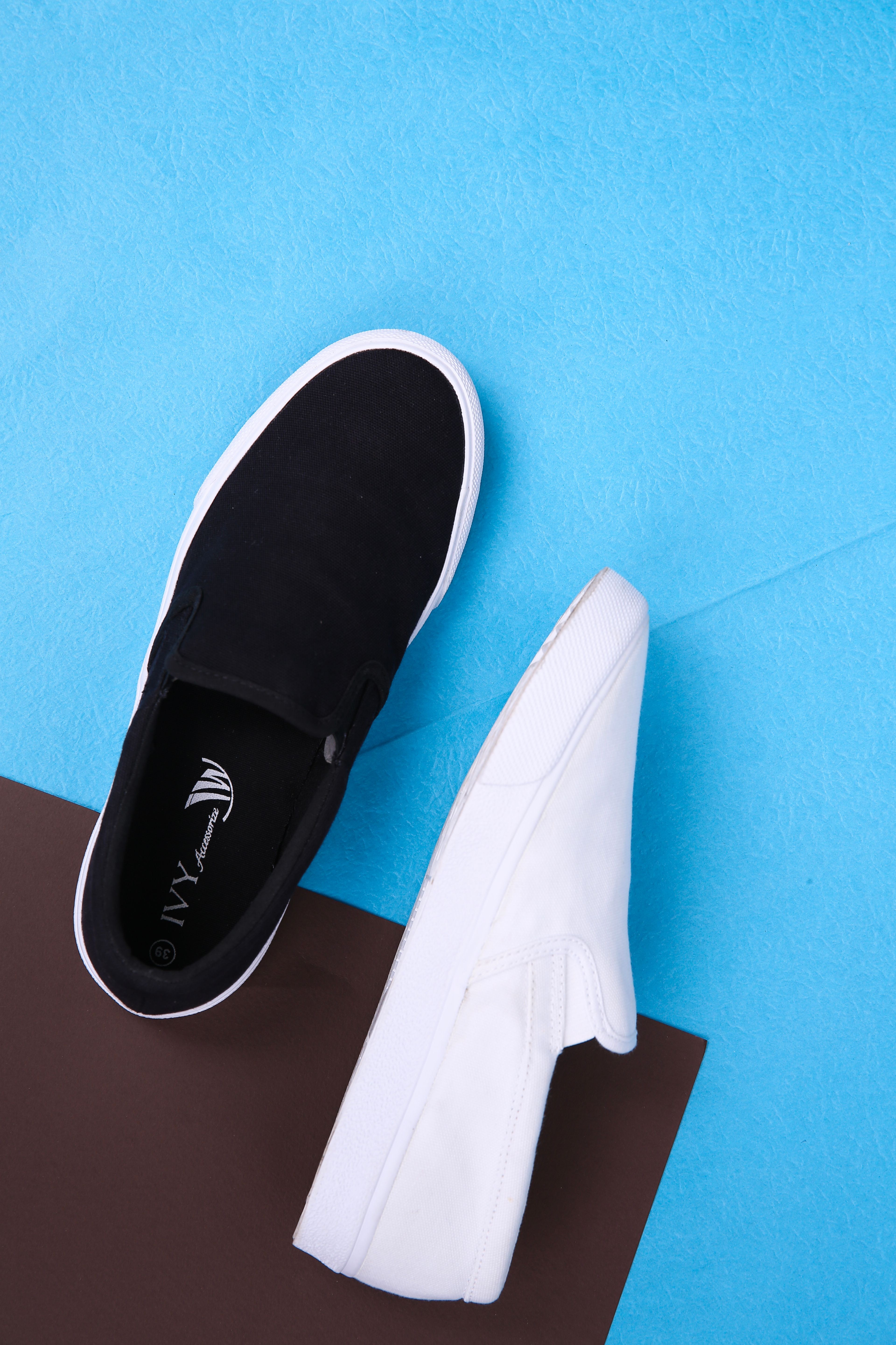 Tênis Slip On